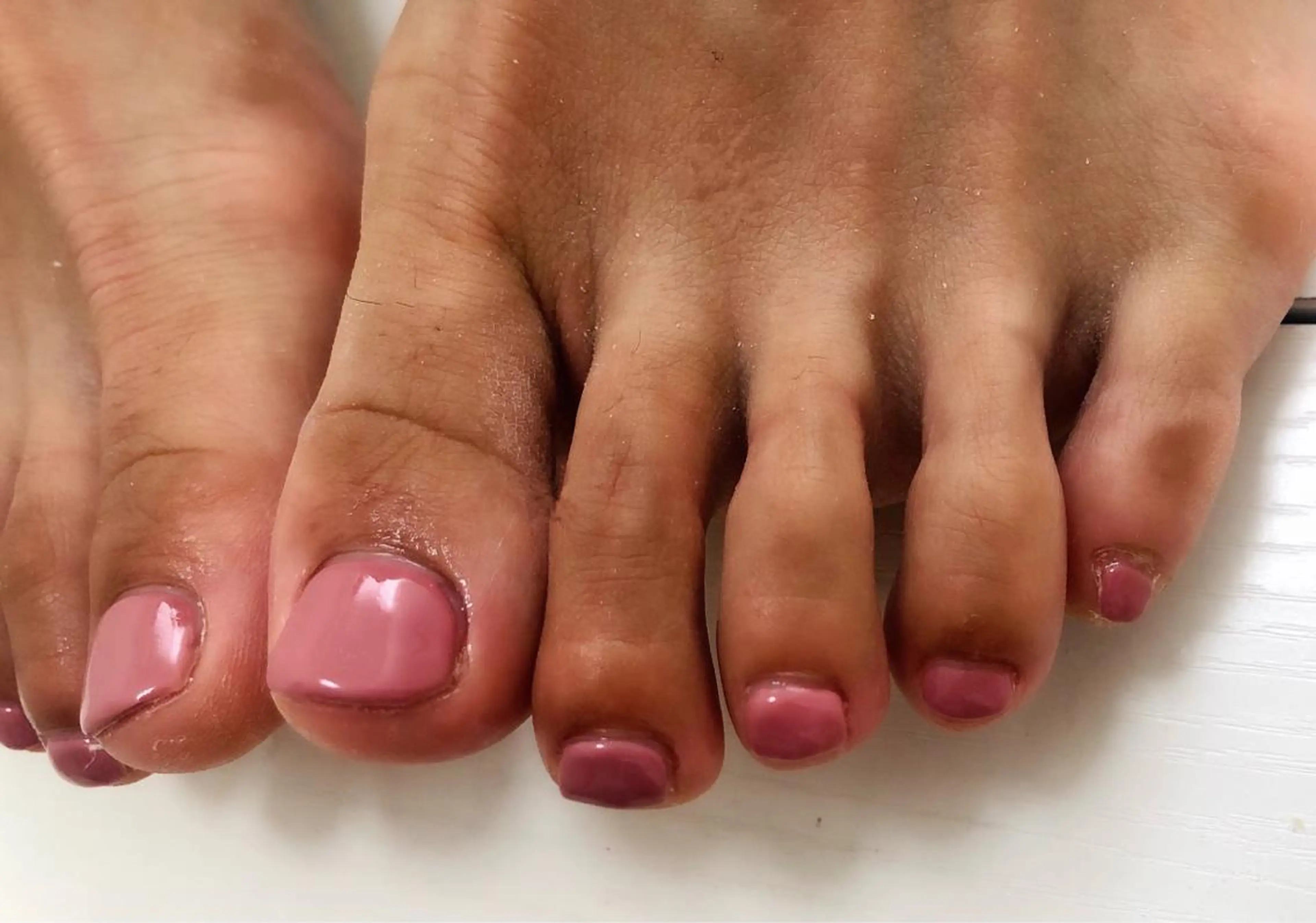 ネイル フットネイル ワンカラーネイル フットネイル mogunail &blowのネイルデザイン