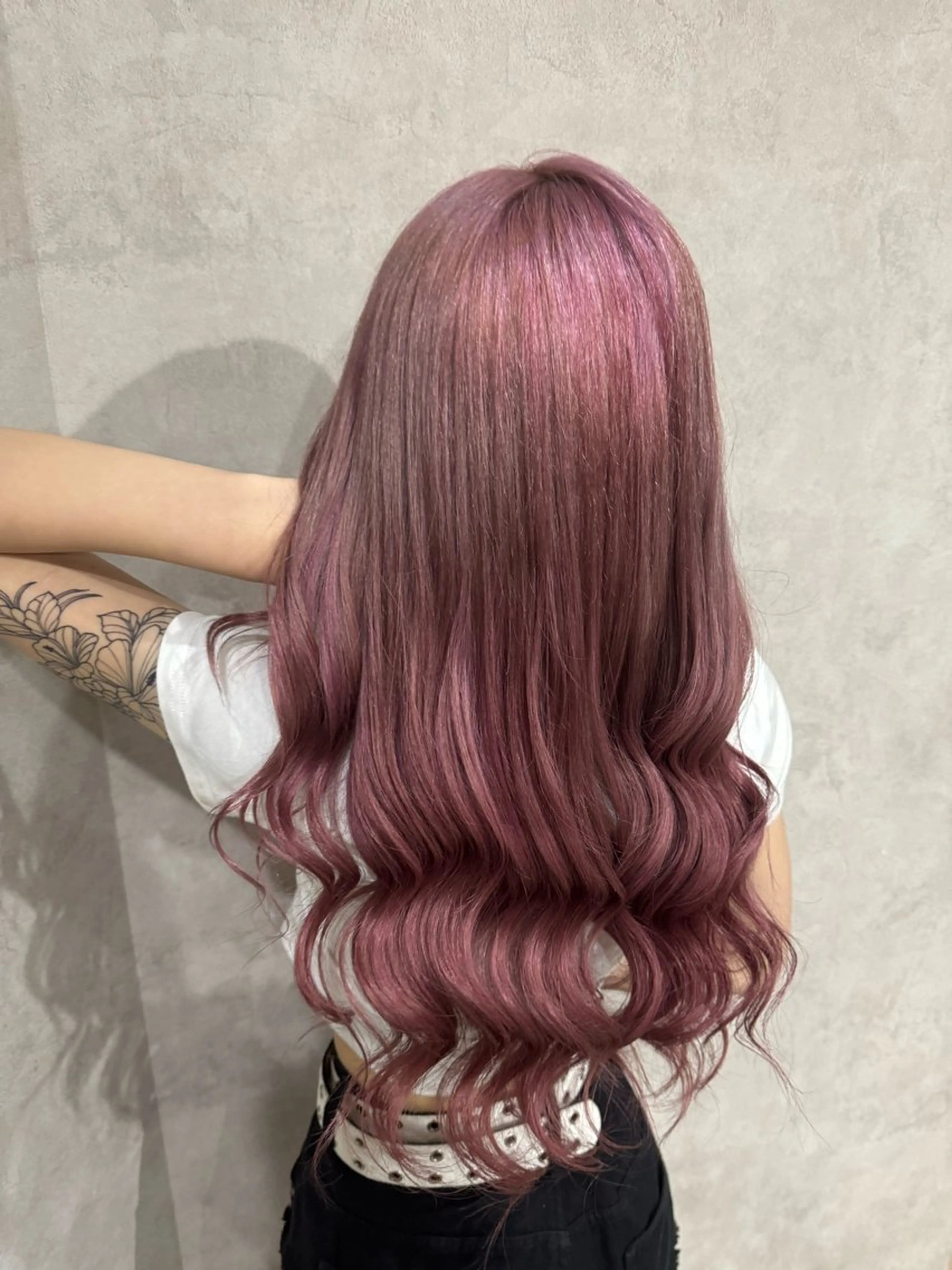 ロング ヘアカラー lisa  ︎︎のヘアスタイル