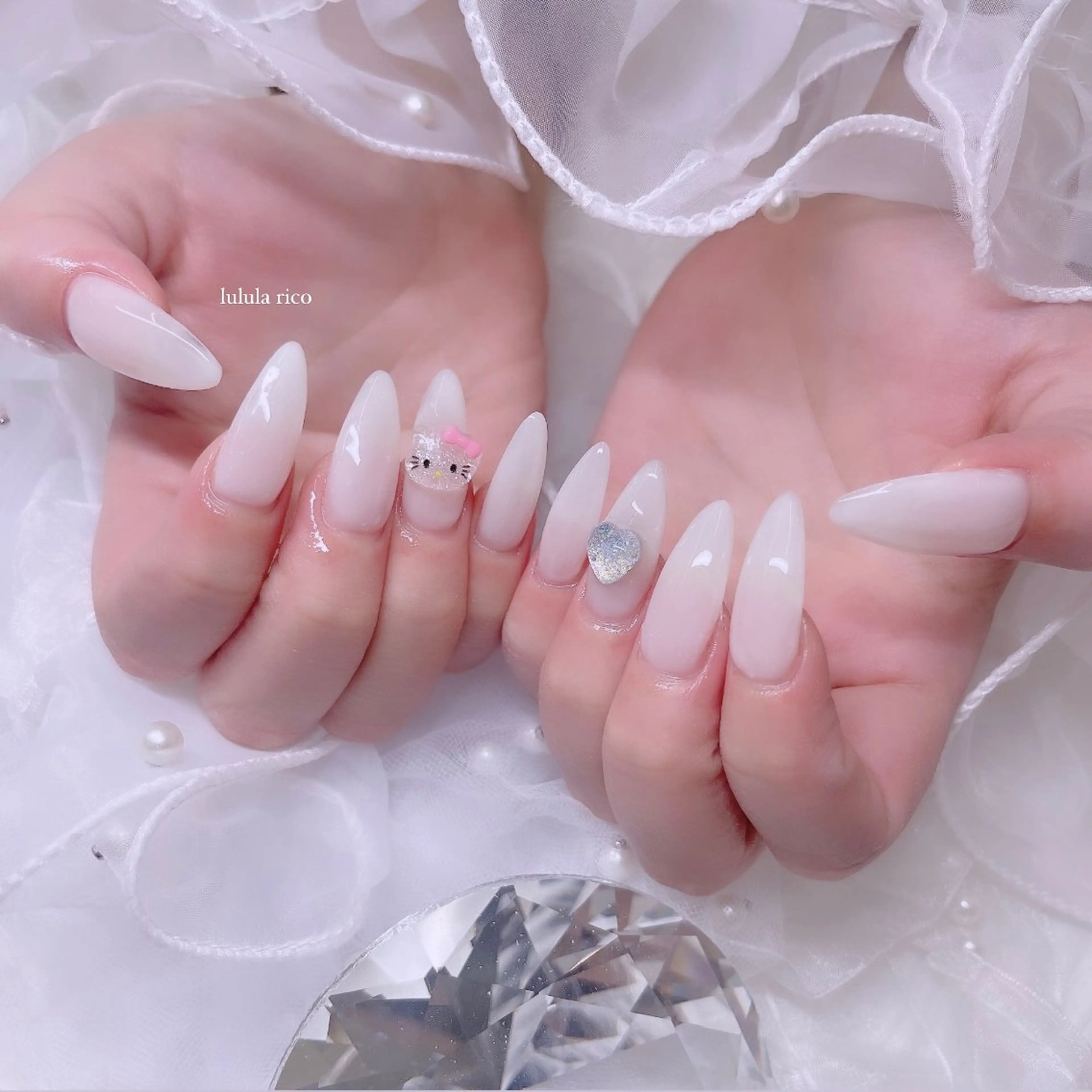 ネイル ロングネイル ワンカラーネイル ホワイト lulula ricoのエステ・リラクイメージ