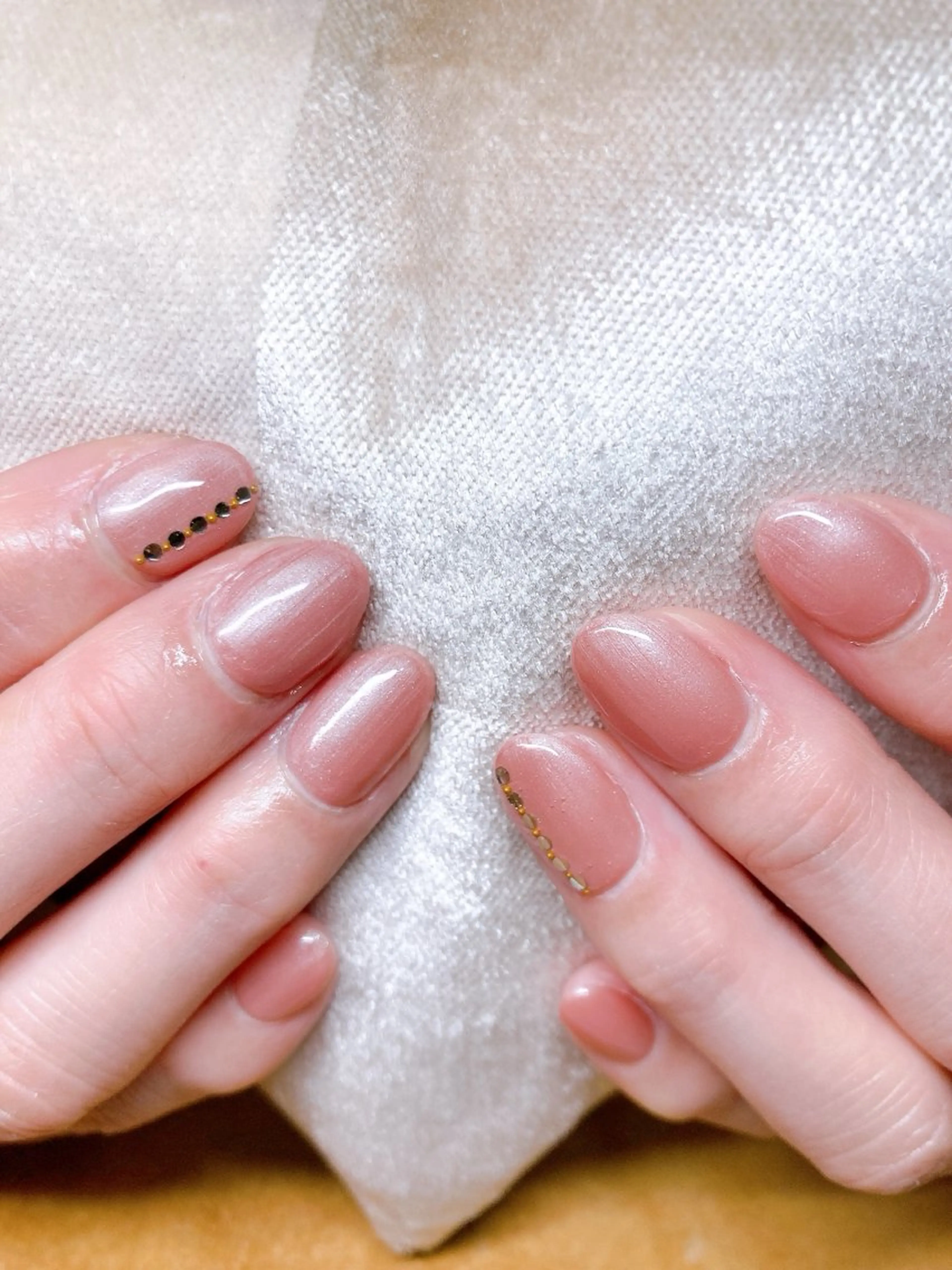 ネイル ECLAT エクラ所属・寺山 千鶴のネイルデザイン