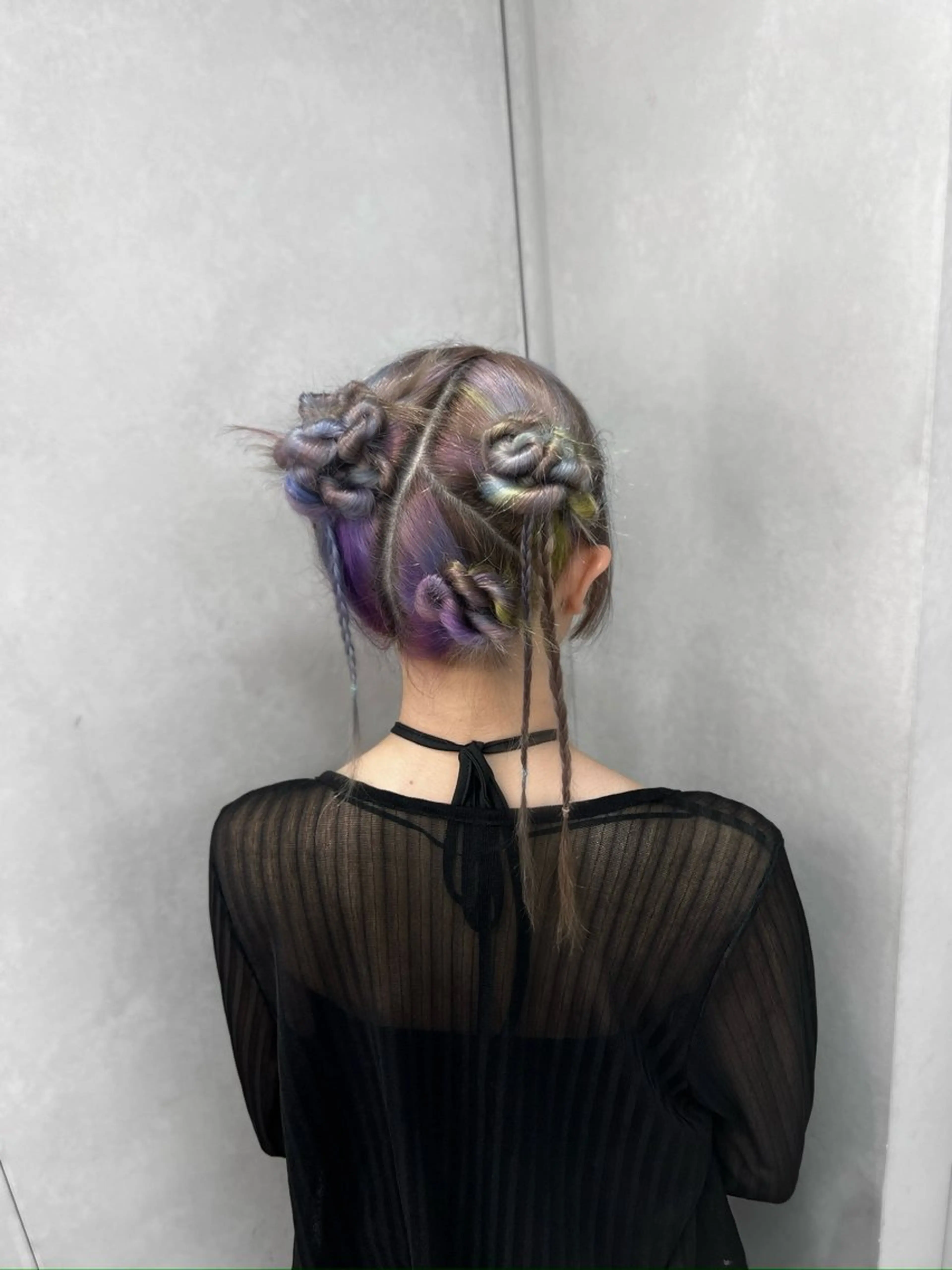 セミロング ヘアセット ミルクティーベージュ オリーブグレージュのヘアスタイル