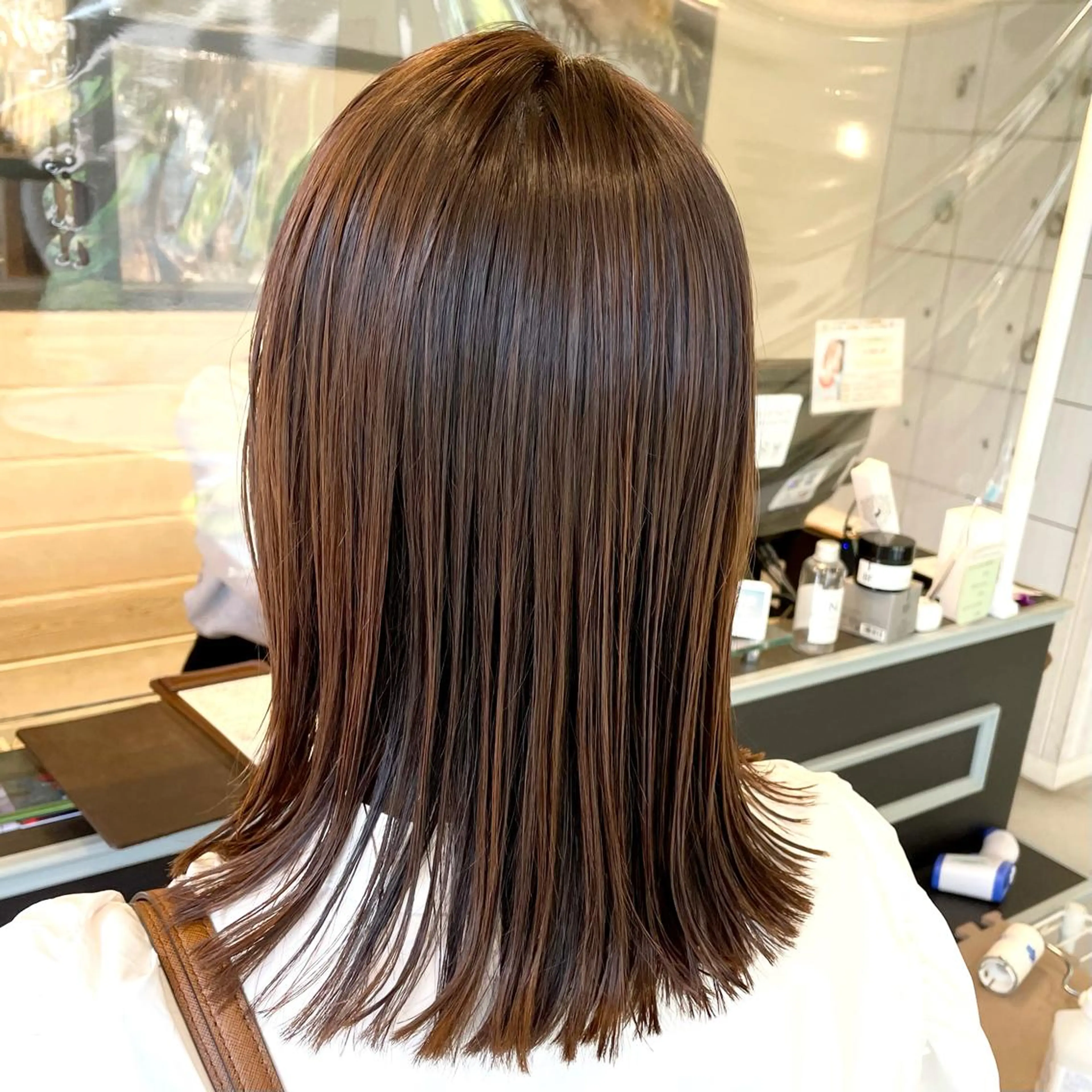 ミディアム カラー スナコザワ レナのヘアスタイル