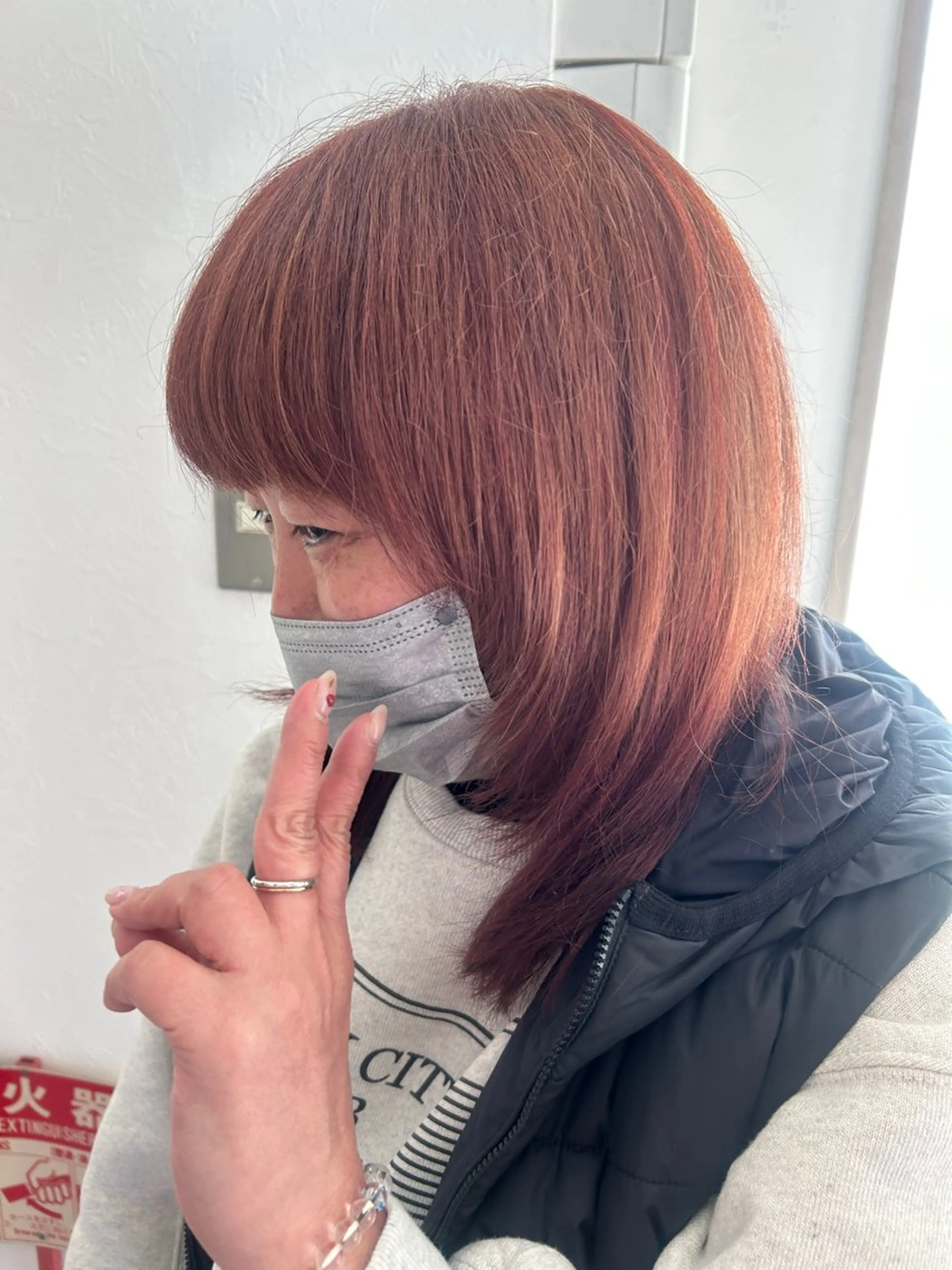 ミディアム カラー 久木原 ゆりのヘアスタイル