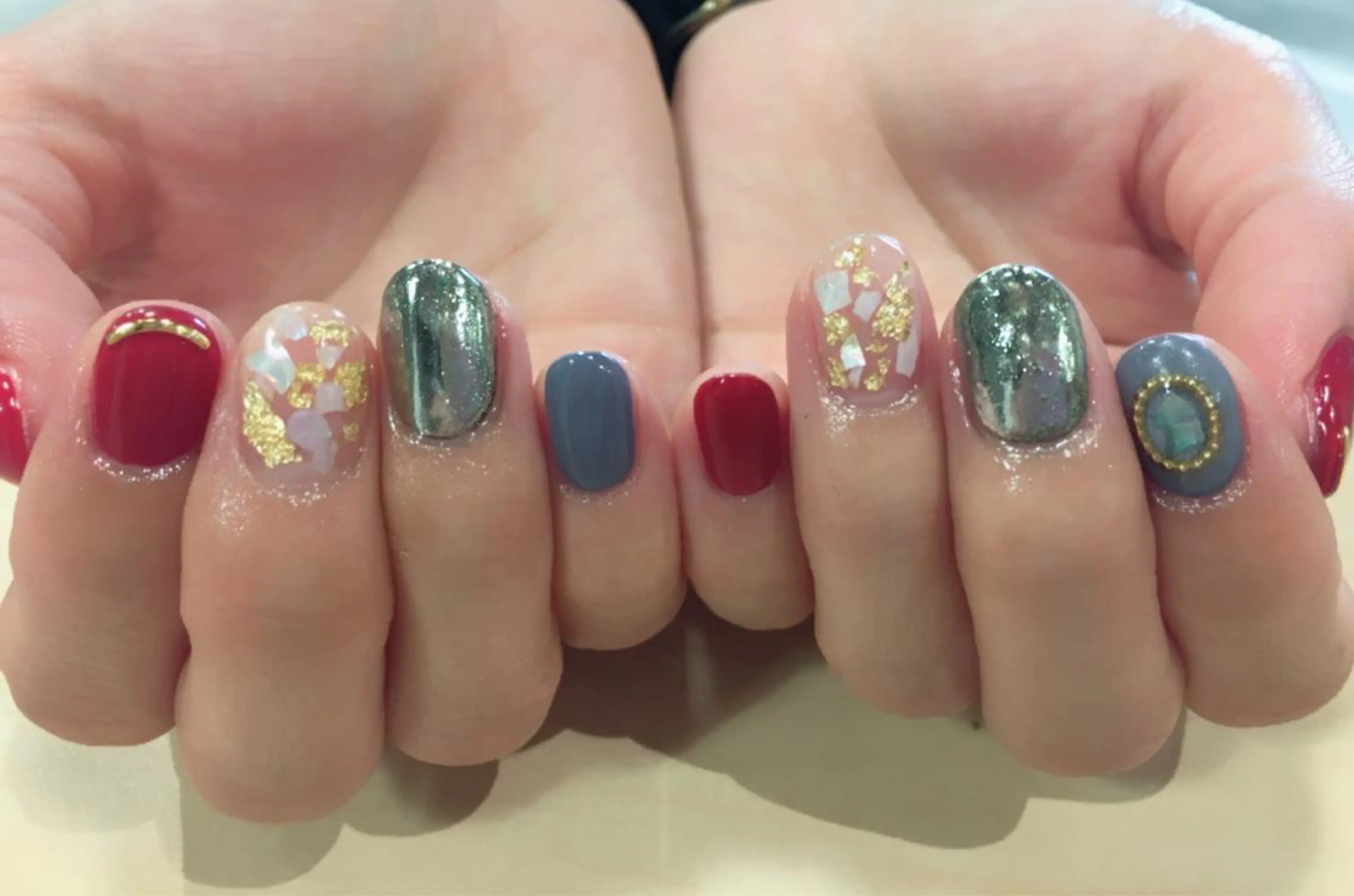 ネイル ハンドネイル にしぐち はるかのネイルデザイン