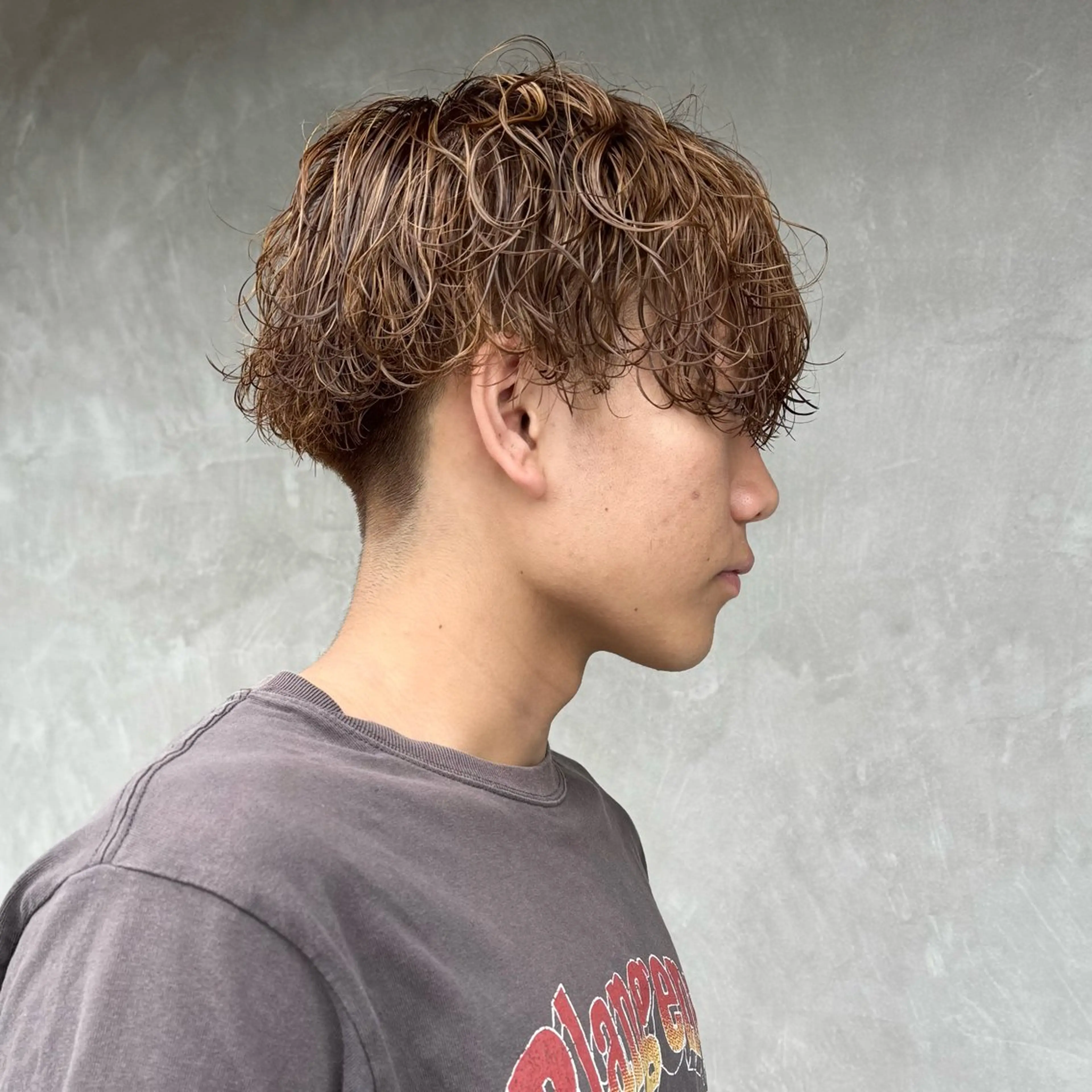 パーマ メンズ フェザーパーマ メンズパーマ プードルパーマ スペインカール スパイキーショート カット パーマ メンズパーマ/フェ ザーパーマ/古川晴輝のヘアスタイル