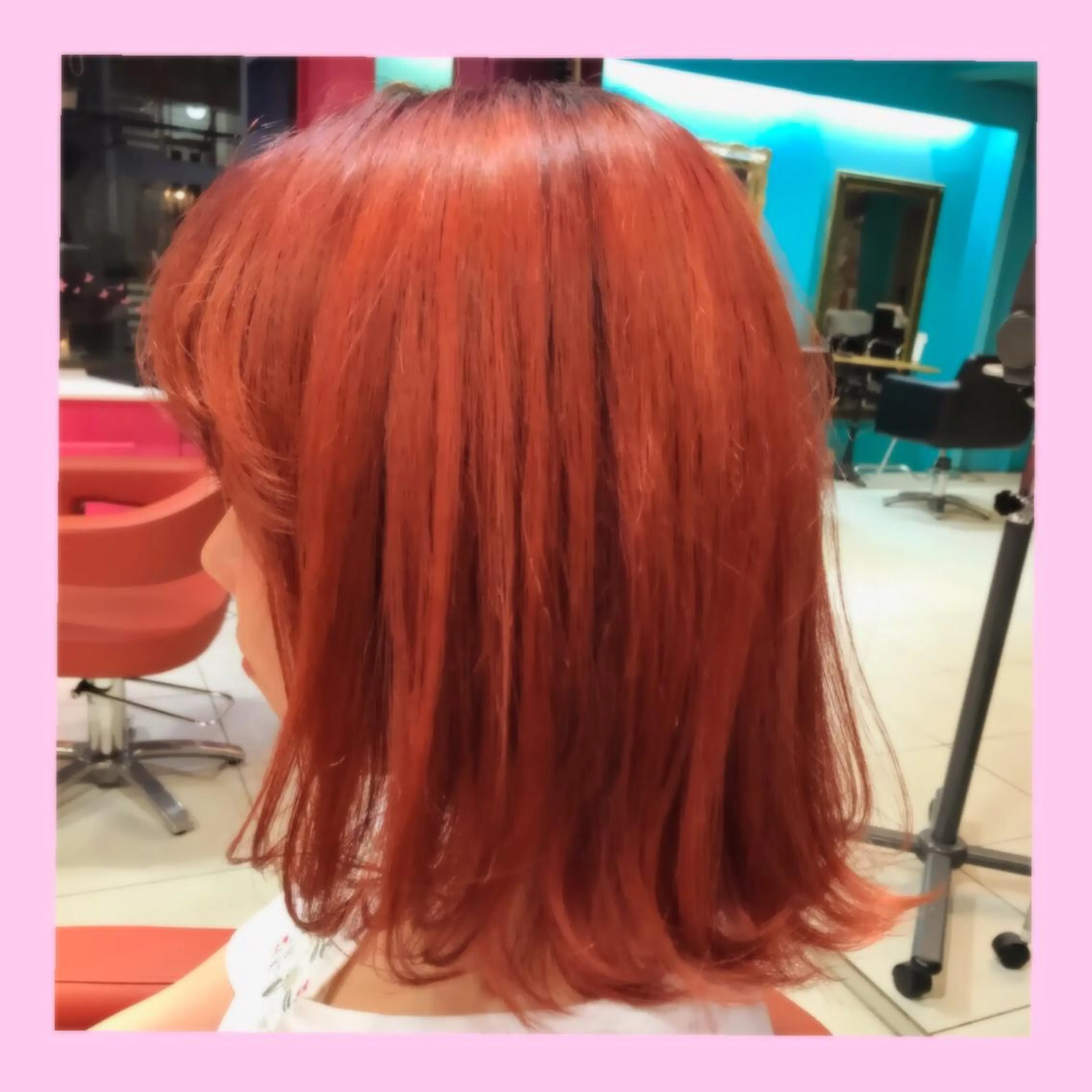 ミディアム カラー SHIN/レイヤー カット×クロスパーマのヘアスタイル