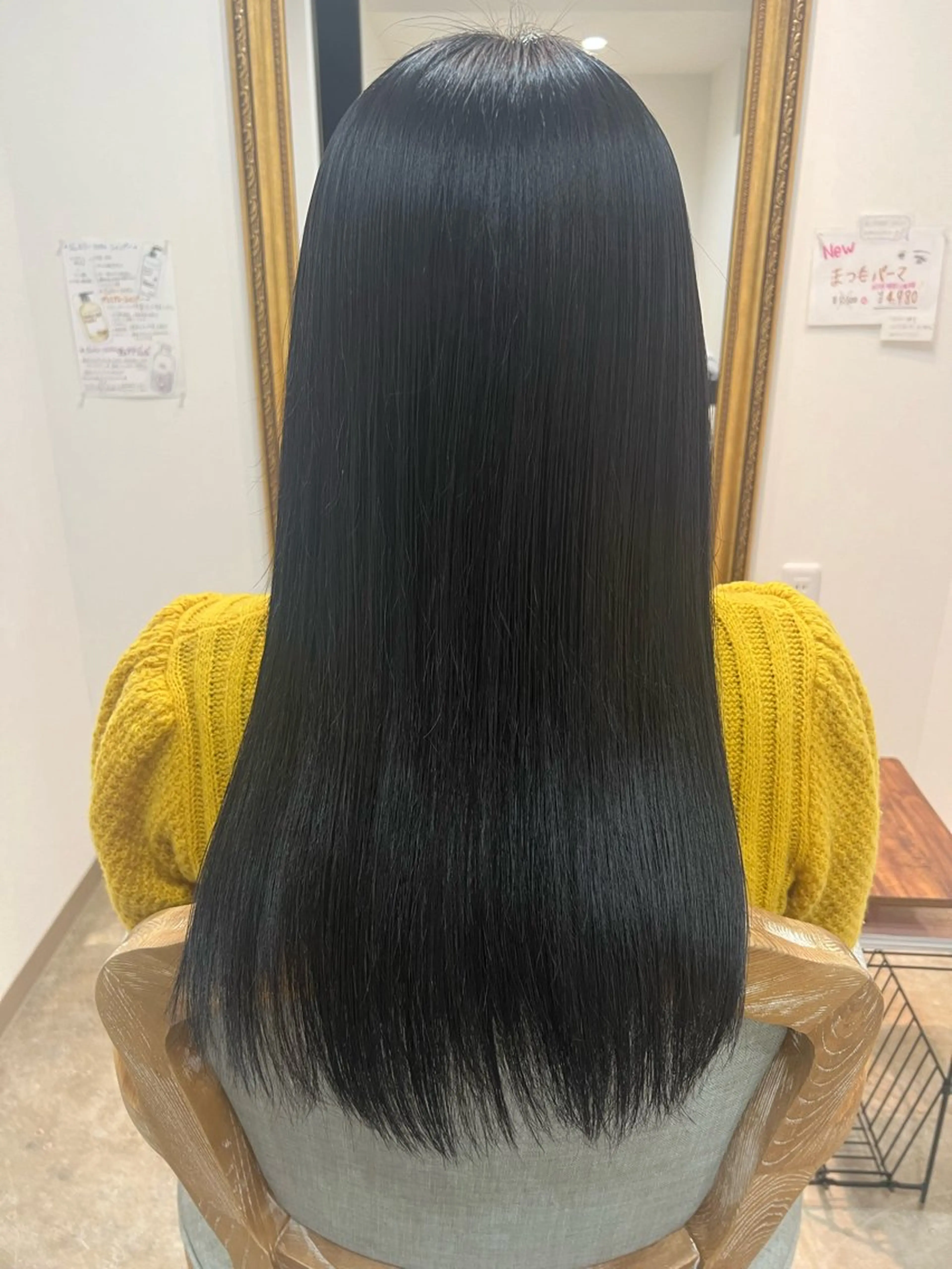 ロング カラー 透明感カラー 刀根 梓織のヘアスタイル