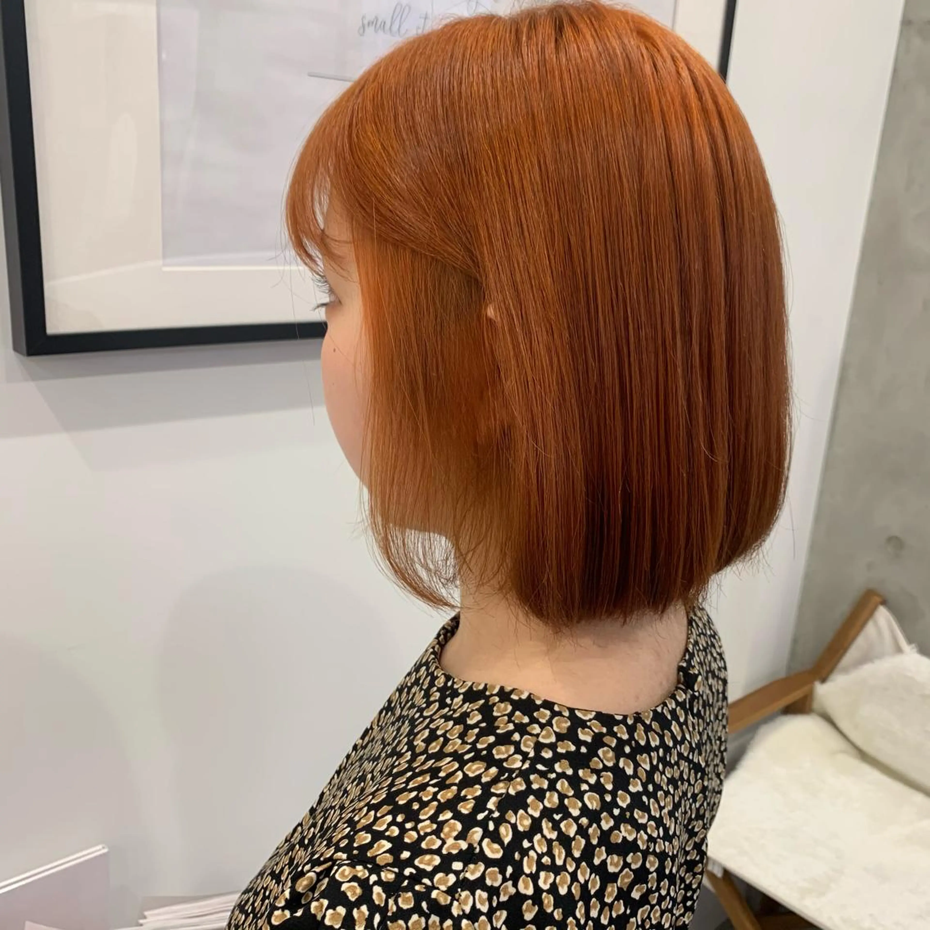 ミディアム カラー ベージュカラー ハイトーンカラー オレンジ オレンジベージュ ボブ レイヤー×グレージュ /ピンク🩷mioのヘアスタイル