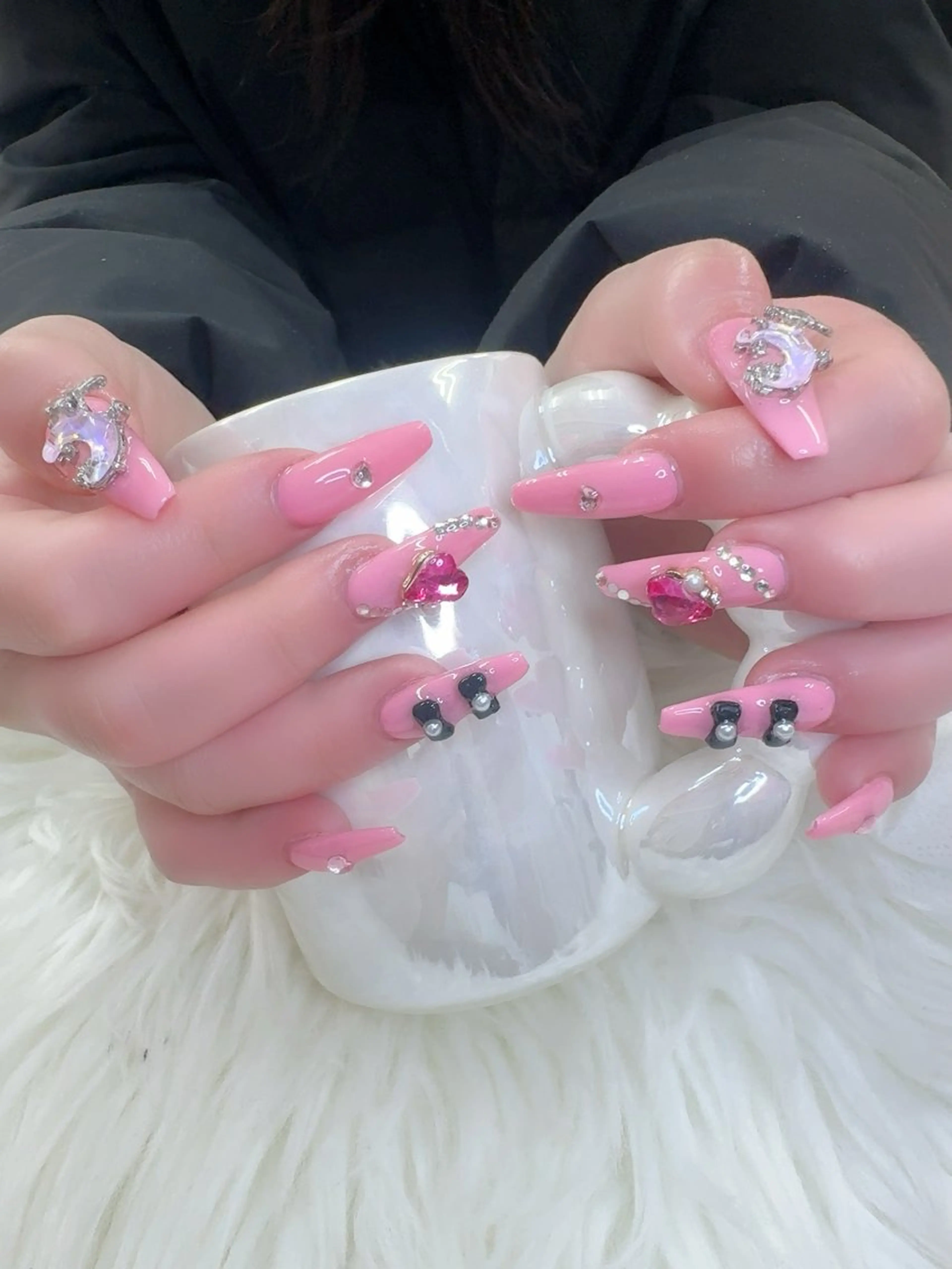 ネイル フレンチネイル 韓国ネイル マグネットネイル ニュアンスネイル オフィスネイル ハンドネイル Mlan Nailのネイルデザイン