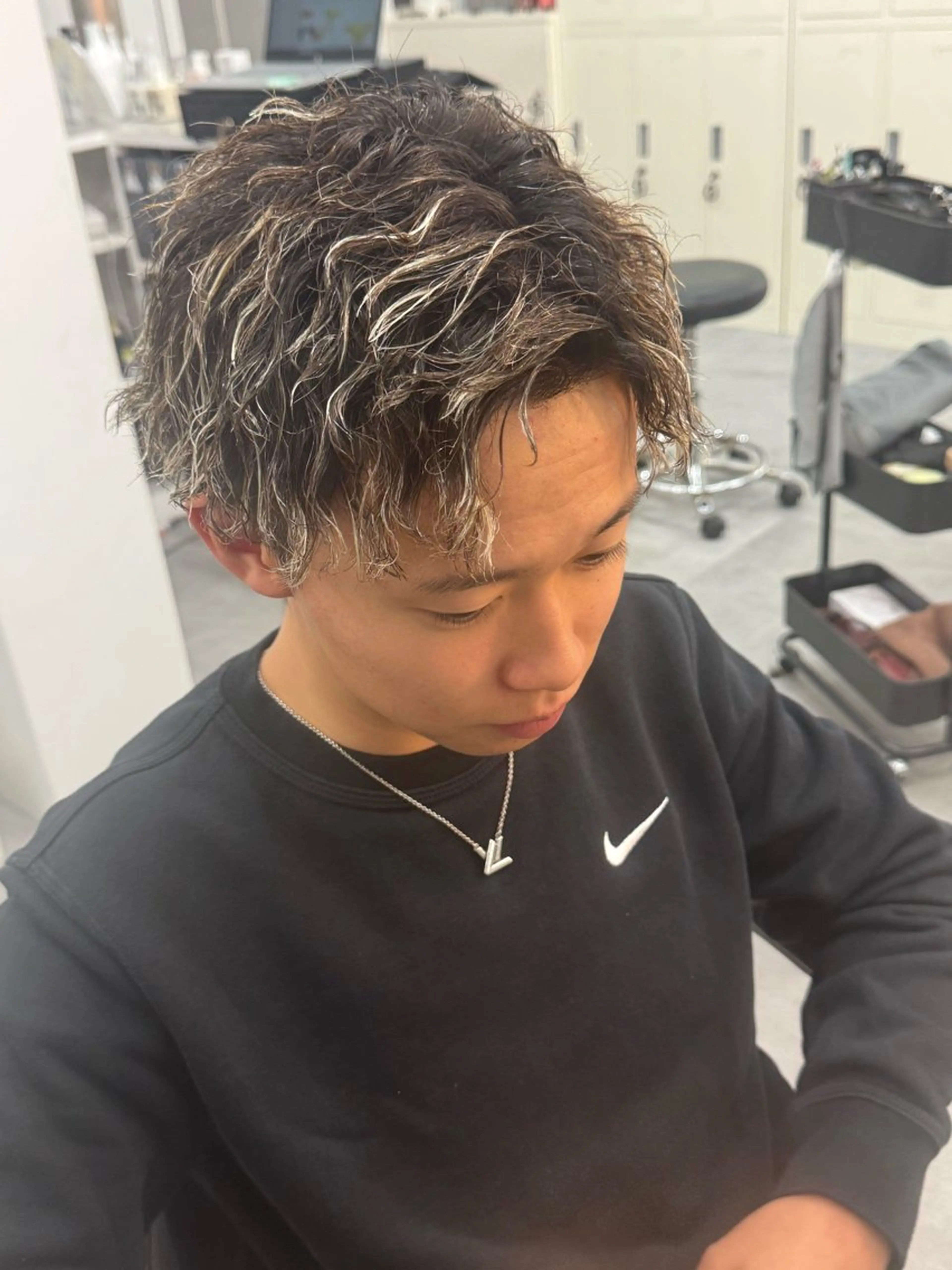 ショート パーマ メンズ カタオカ ケンジのヘアスタイル