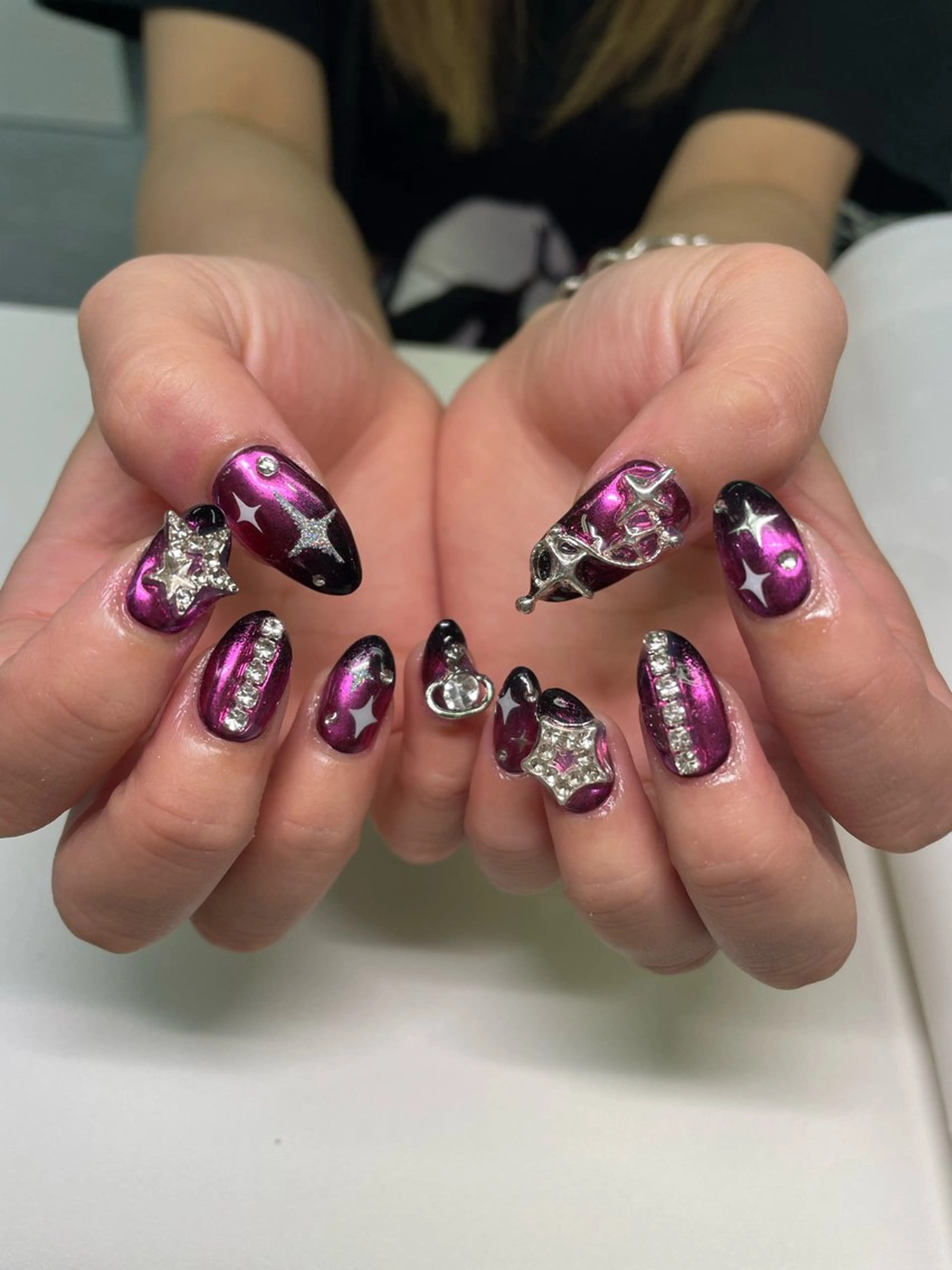 ネイル VENUS BELT AYAKAのネイルデザイン