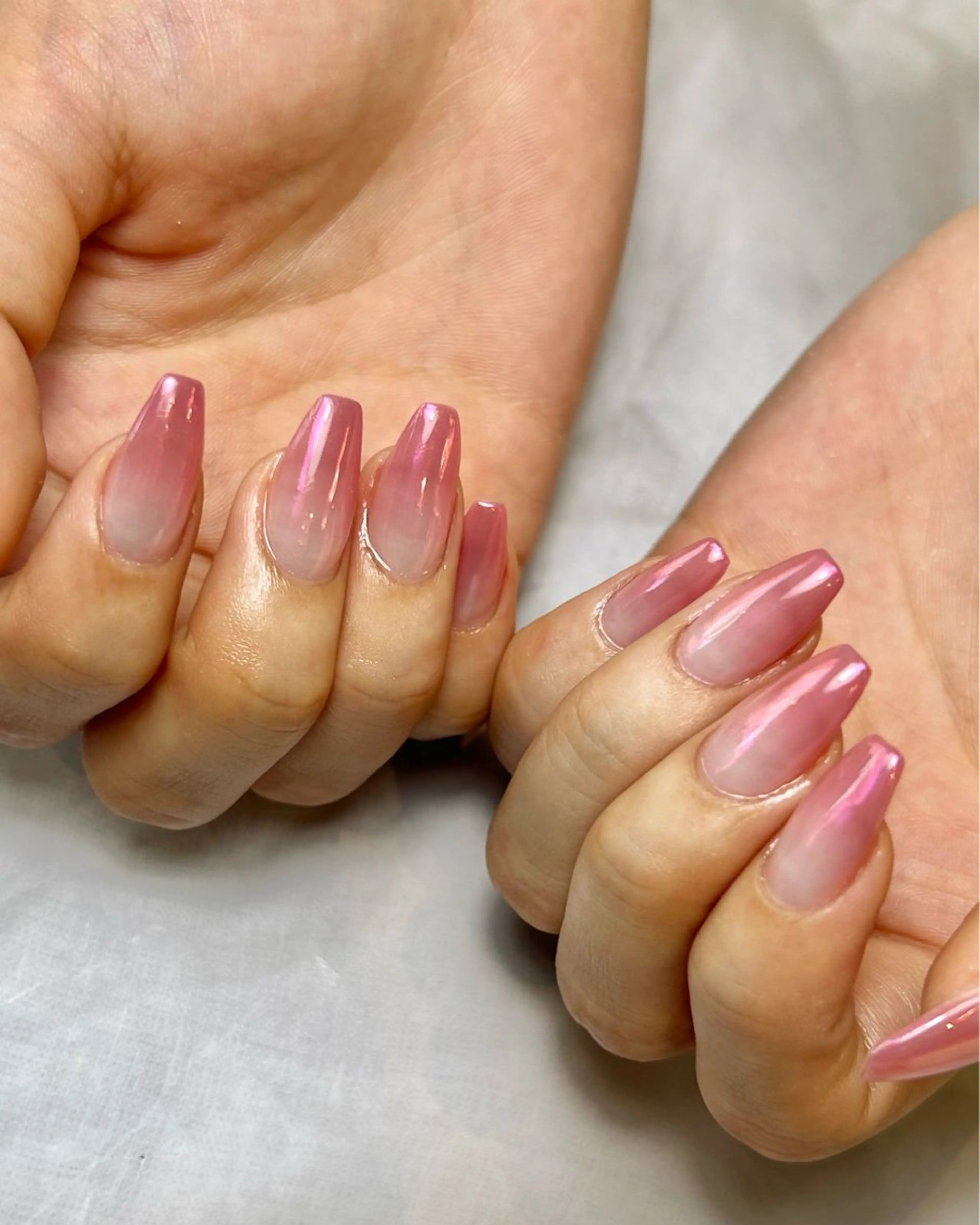 ネイル オーロラネイル ピンク ハンドネイル Reflection marikoのネイルデザイン