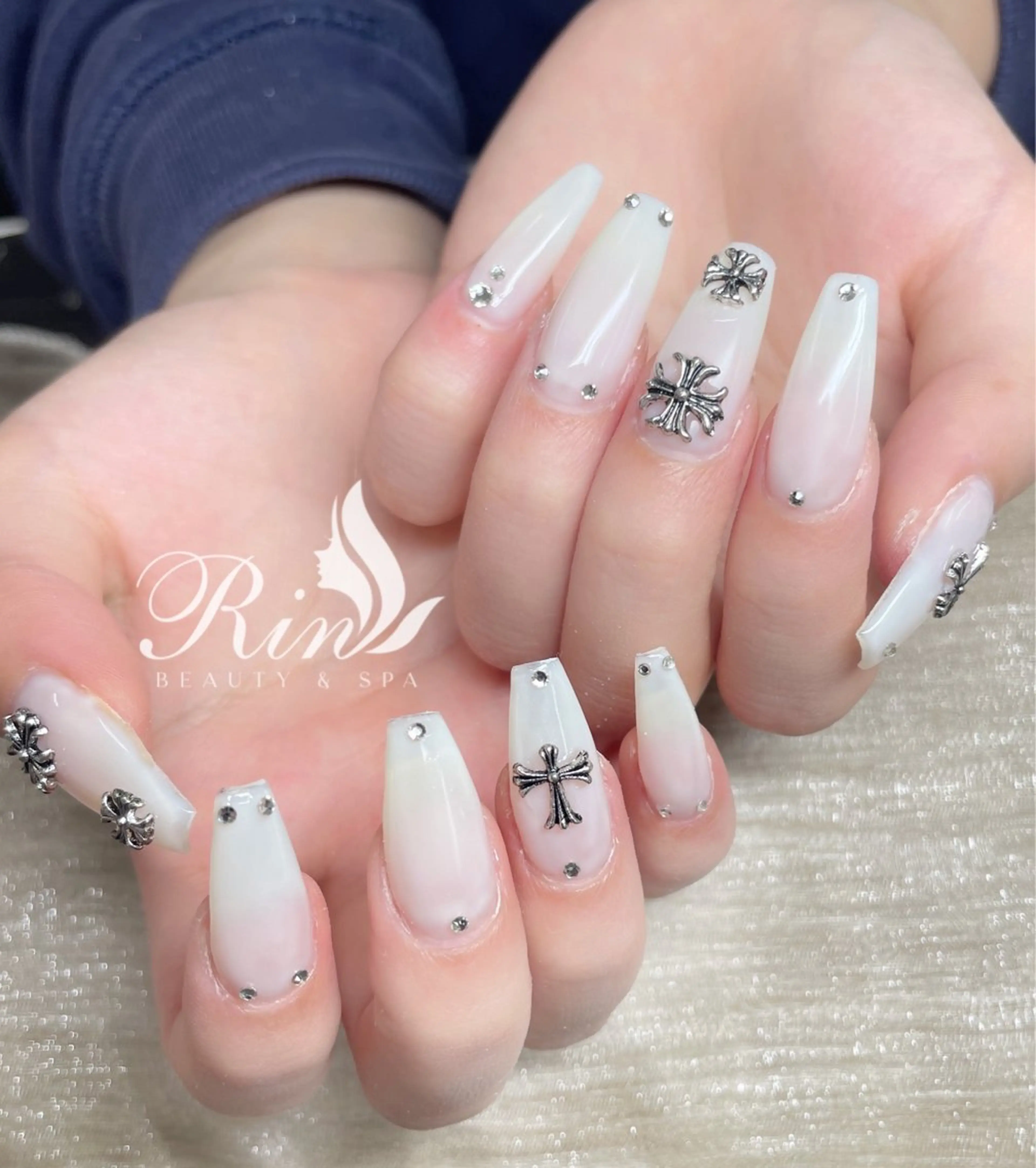 ネイル アートネイル フレンチネイル ジェルネイル 韓国ネイル ミラーネイル Rin Nail 新大久保店のネイルデザイン