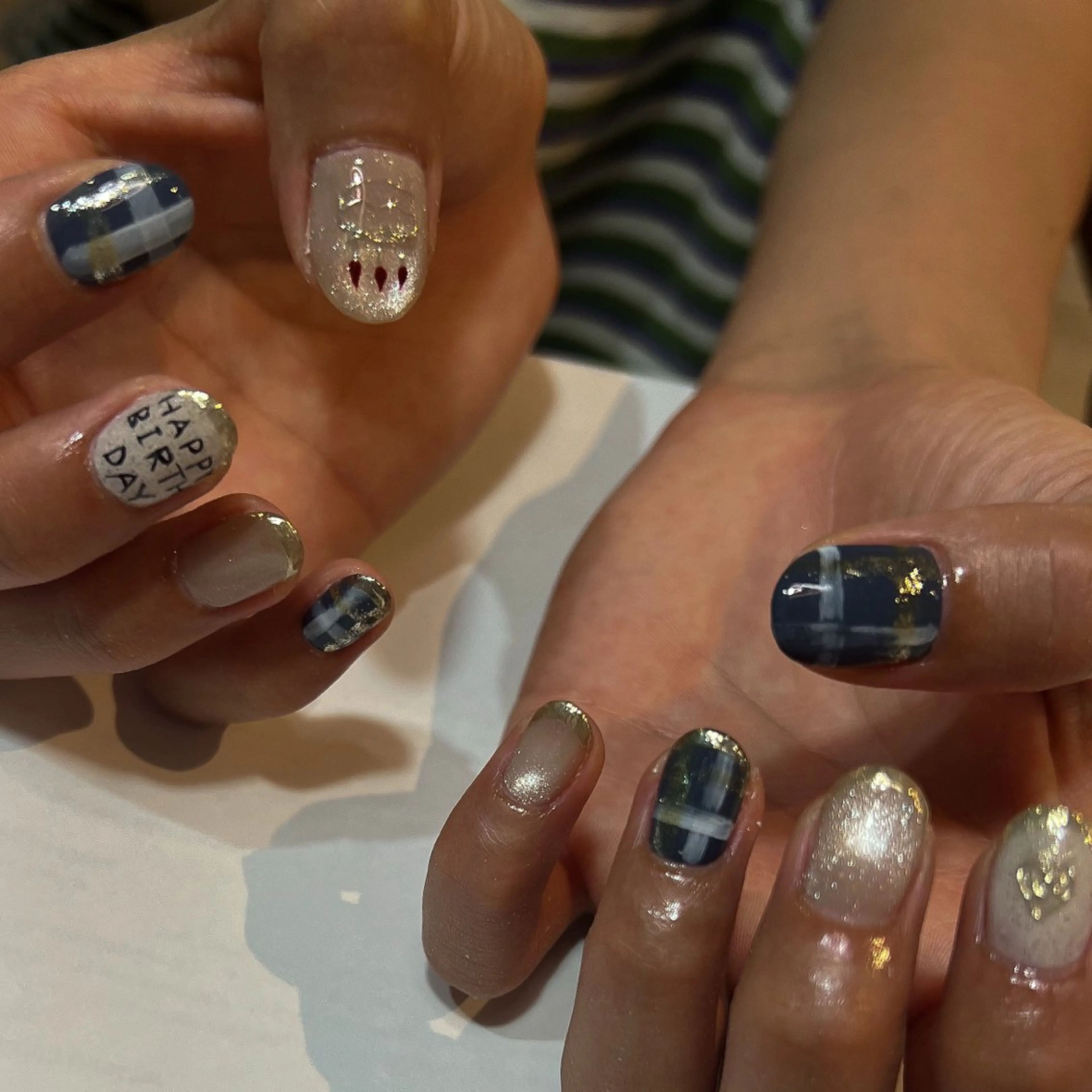 ネイル ハンドネイル nailsalon ULLのネイルデザイン