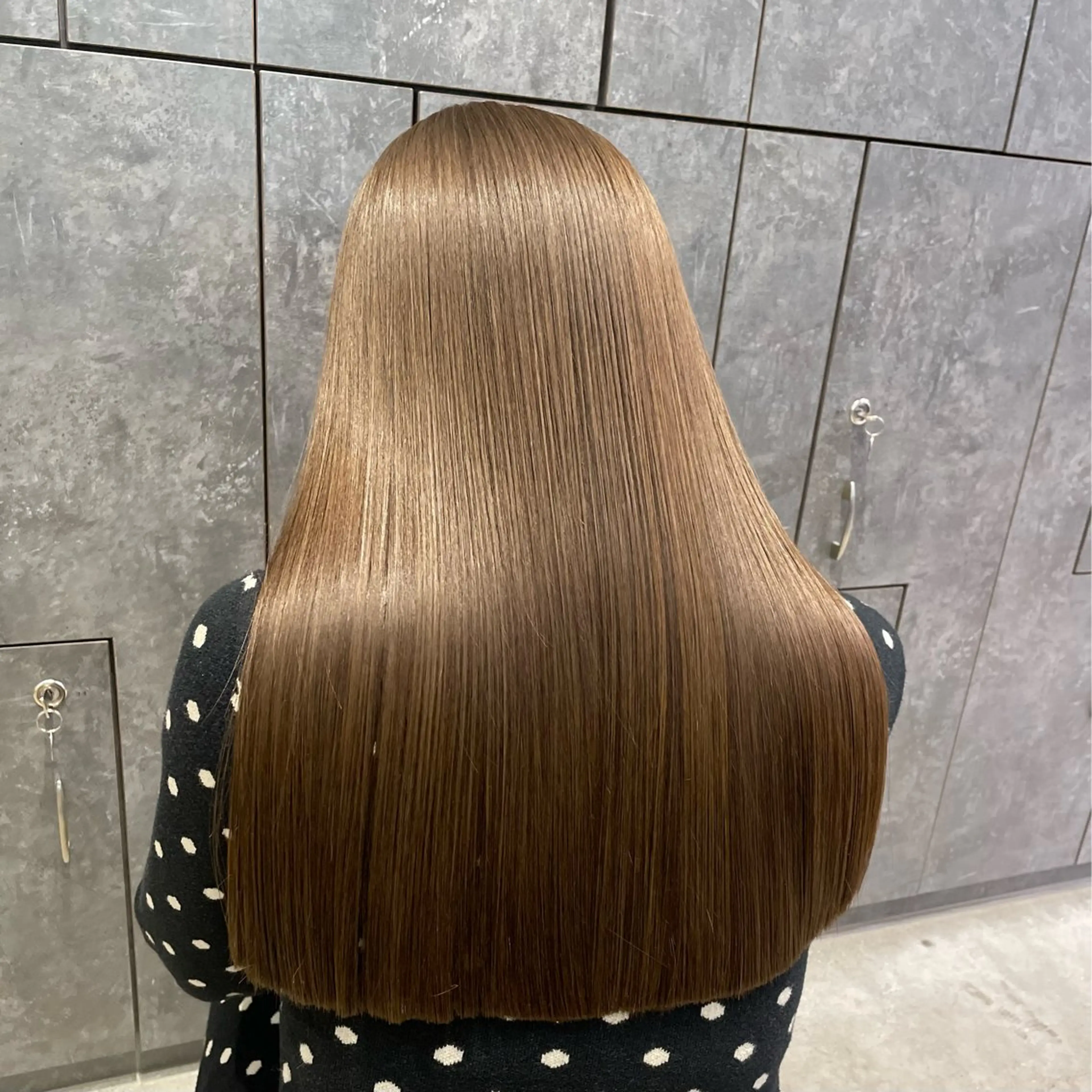 ロング カラー ヘアカラー 🤍原宿/ハイトーン みほ🎀໒꒱のヘアスタイル