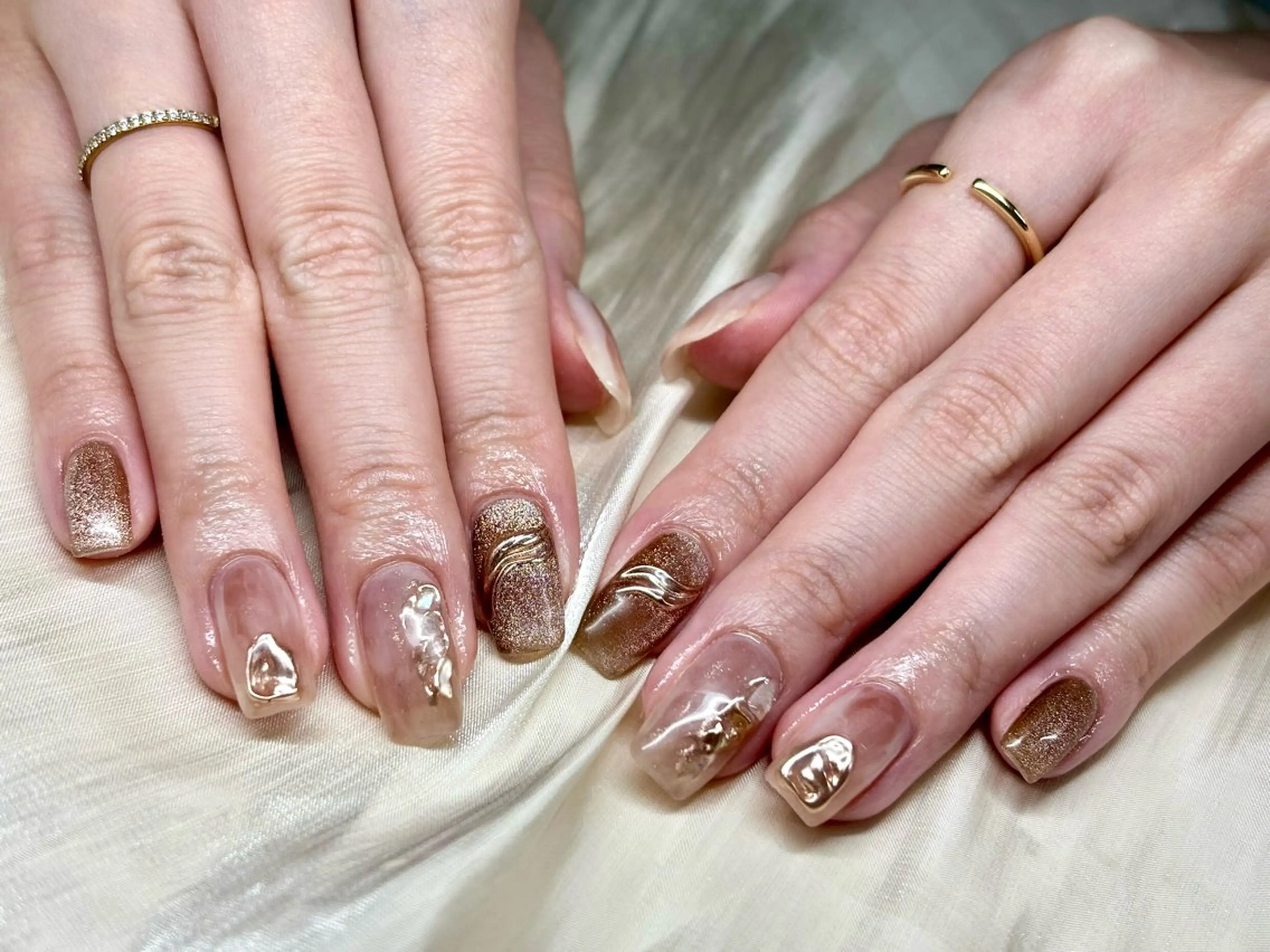 ネイル ニュアンスネイル 冬ネイル ハンドネイル ハンドケア ETE LUNA NAILのネイルデザイン