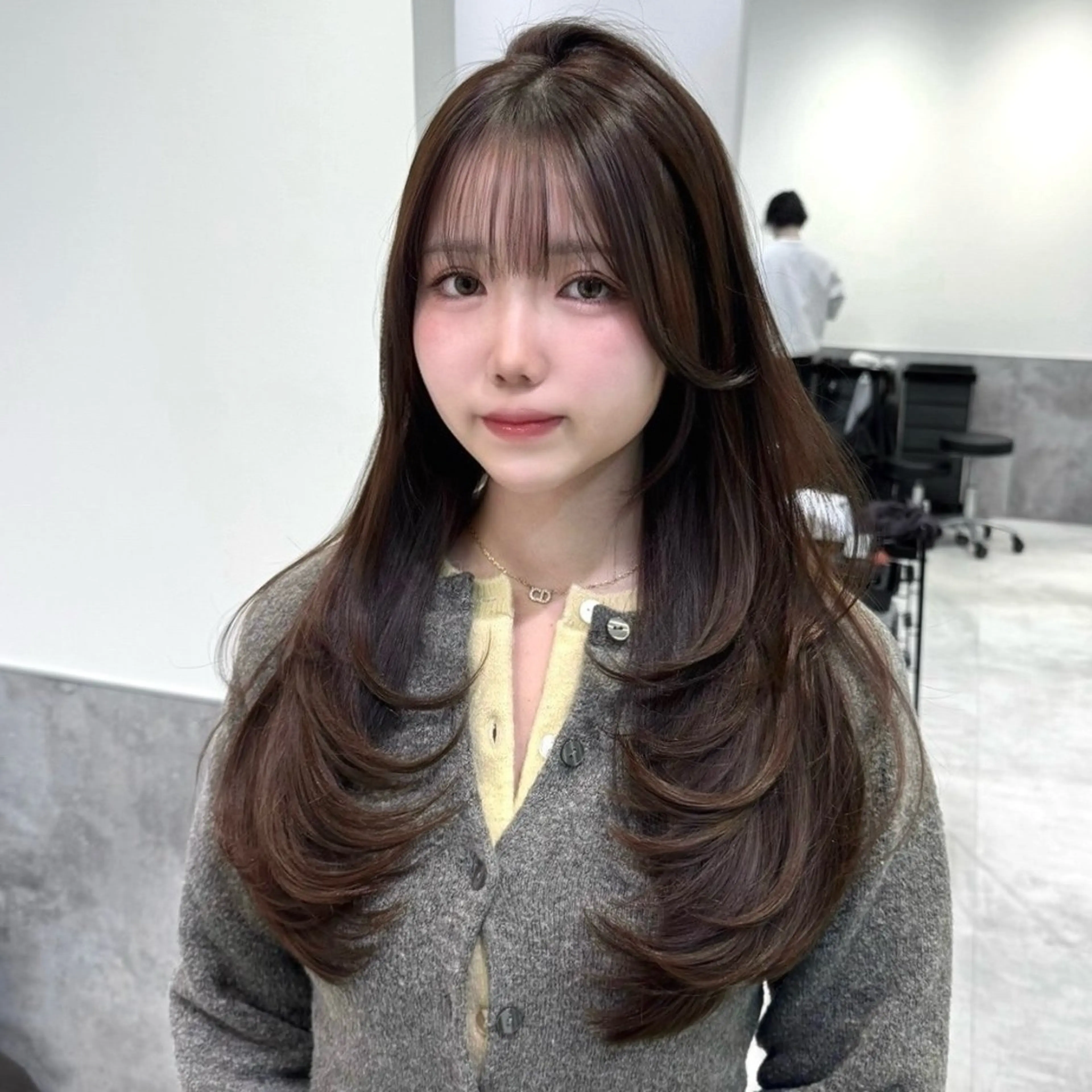 ロング カラー 透明感カラー グレージュ 顔周りカット レイヤーカット カット ヘアカラー トリートメント 韓国系支持率No.1 レイヤー特化/きょうのヘアスタイル