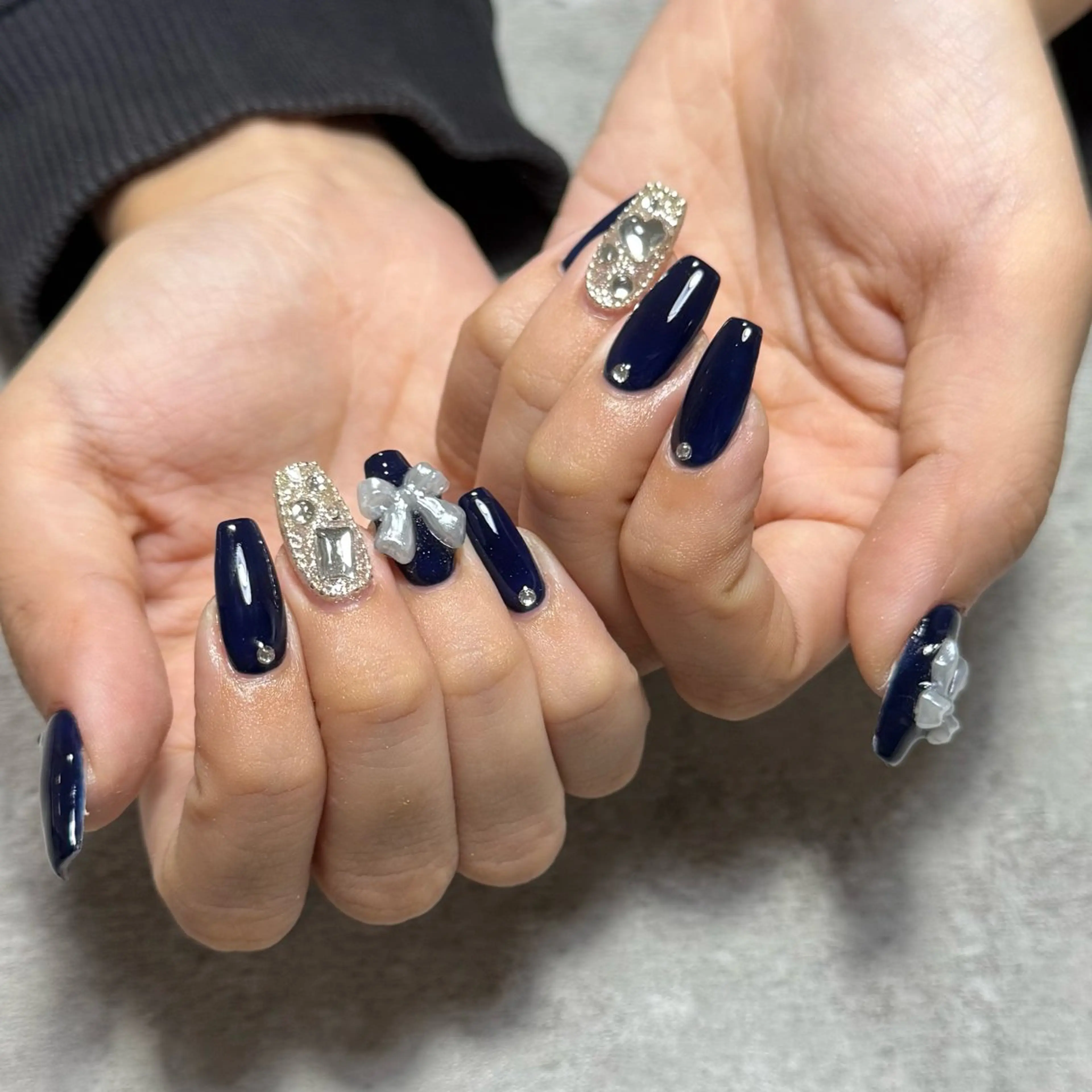 ネイル ハンドネイル NAIL303 🛼 SHIORIのネイルデザイン