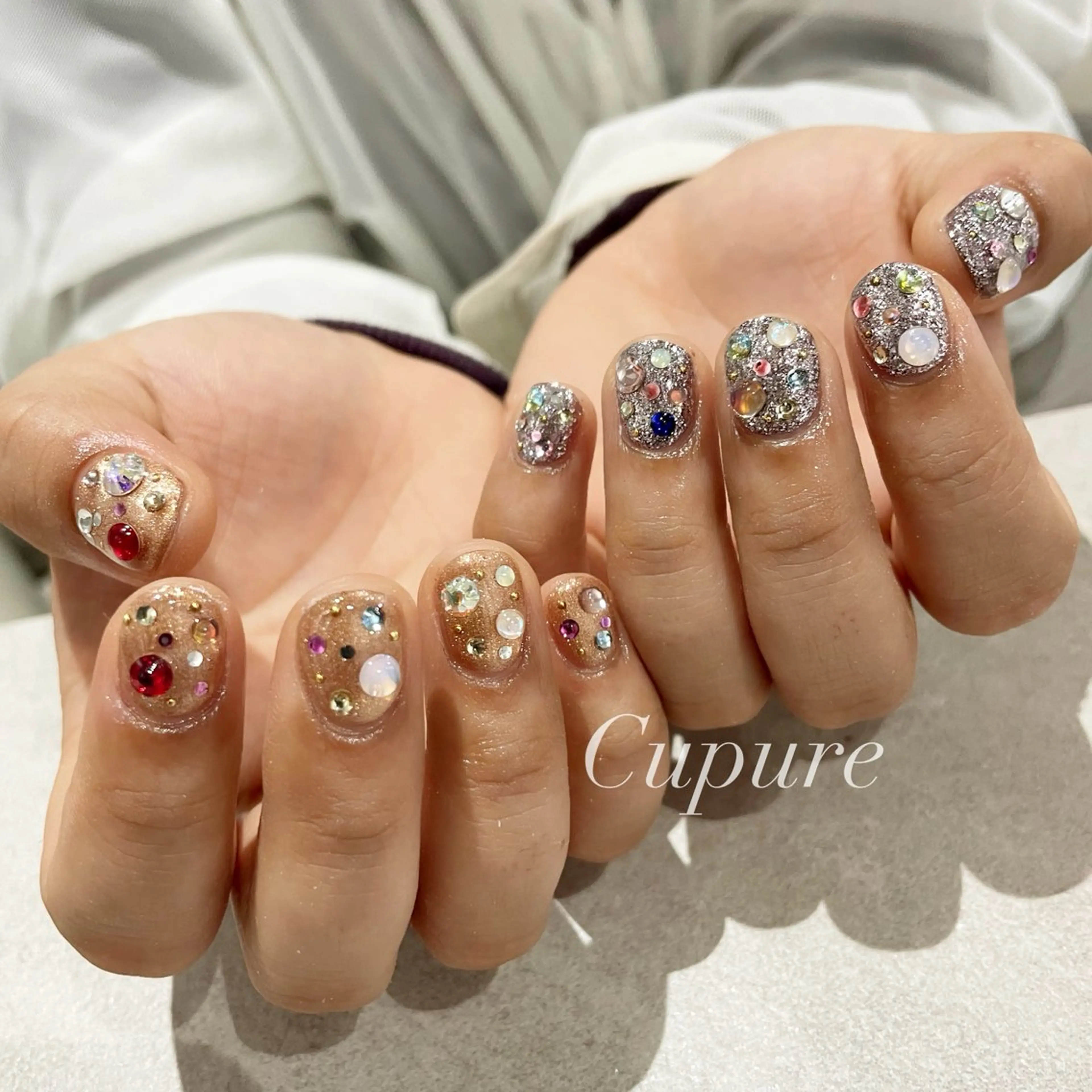 ネイル アートネイル アピュレ ネイリストのネイルデザイン