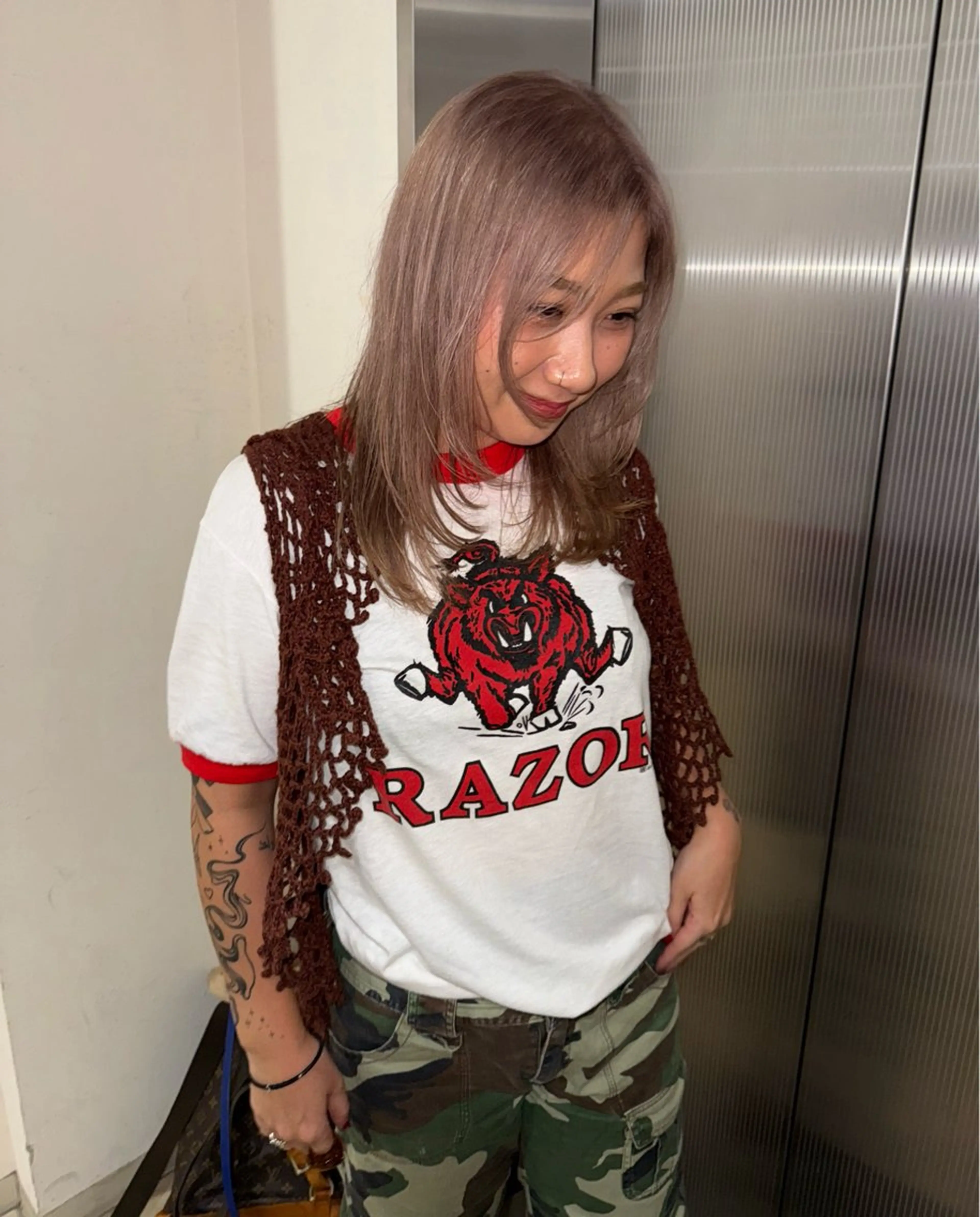 ミディアム レイヤーカット カット ヘアカラー トリートメント ブリーチ/ハイトーン 心斎橋/honokaのヘアスタイル