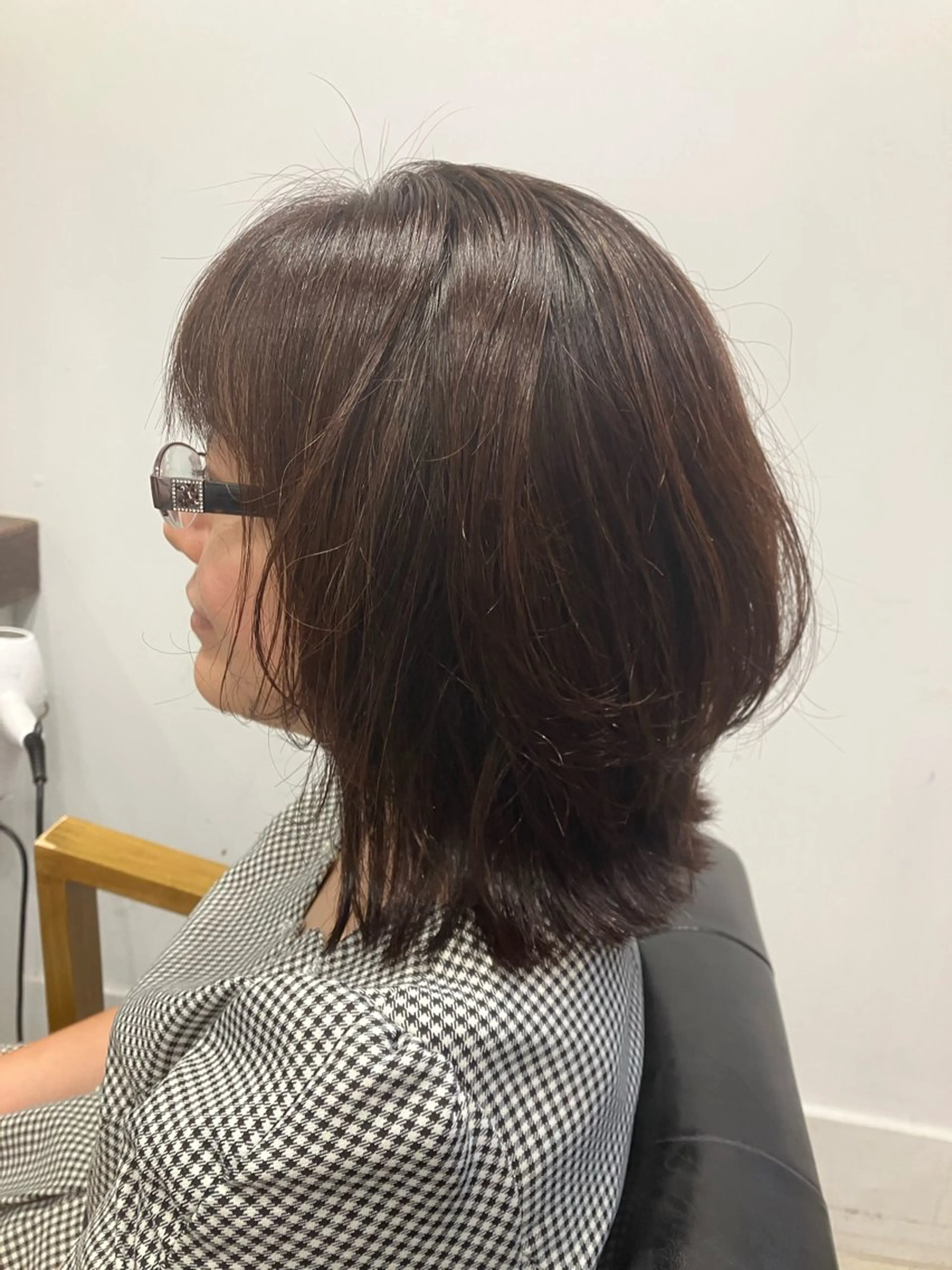 ミディアム 外ハネヘア Riant Meguのヘアスタイル