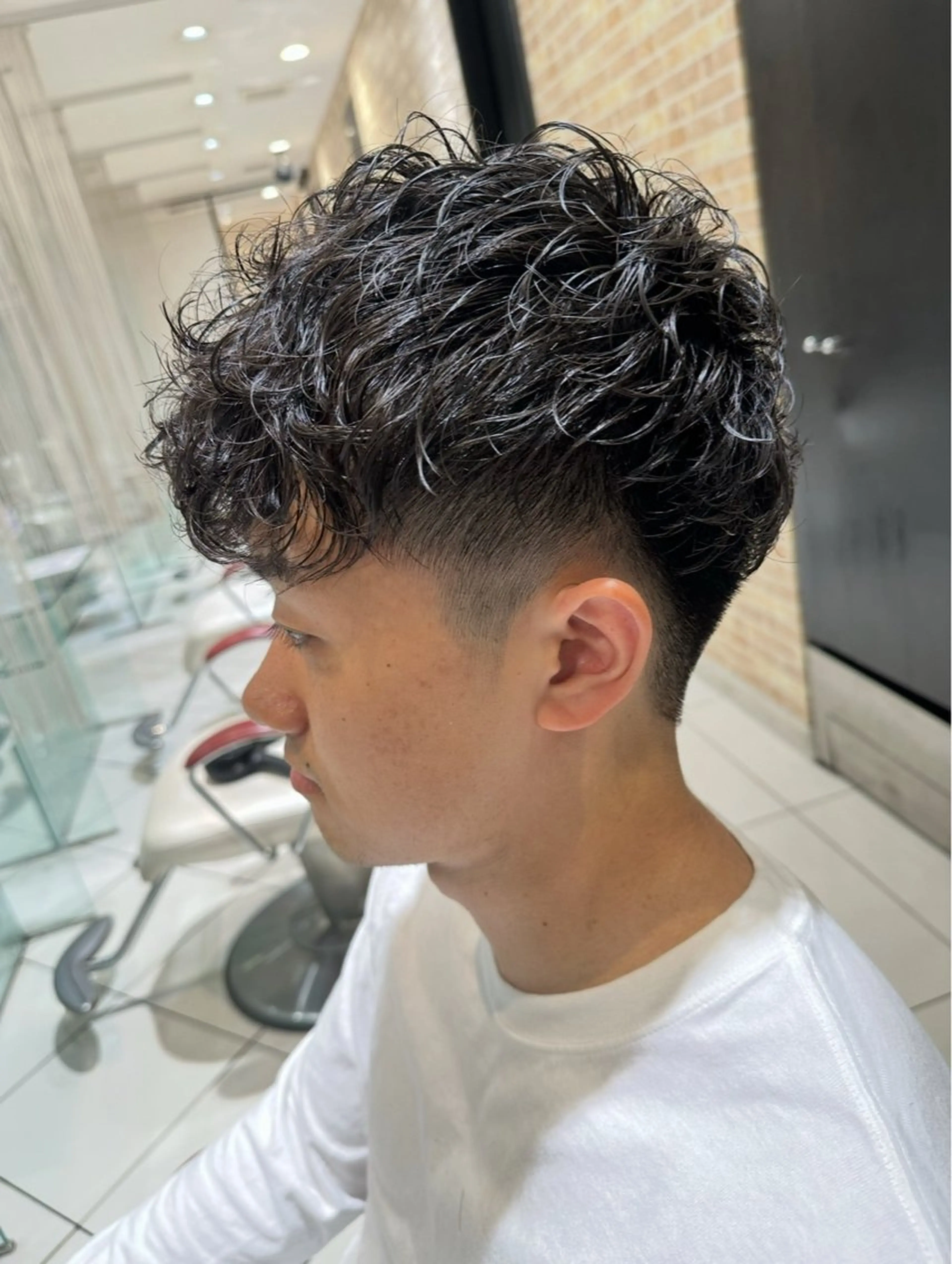 ショート パーマ メンズ フェザーパーマ メンズパーマ スペインカール ニュアンスパーマ カット パーマ トリートメント ヘッドスパ ヘアセット 💈メンズ特化 美容師サキ💈のヘアスタイル