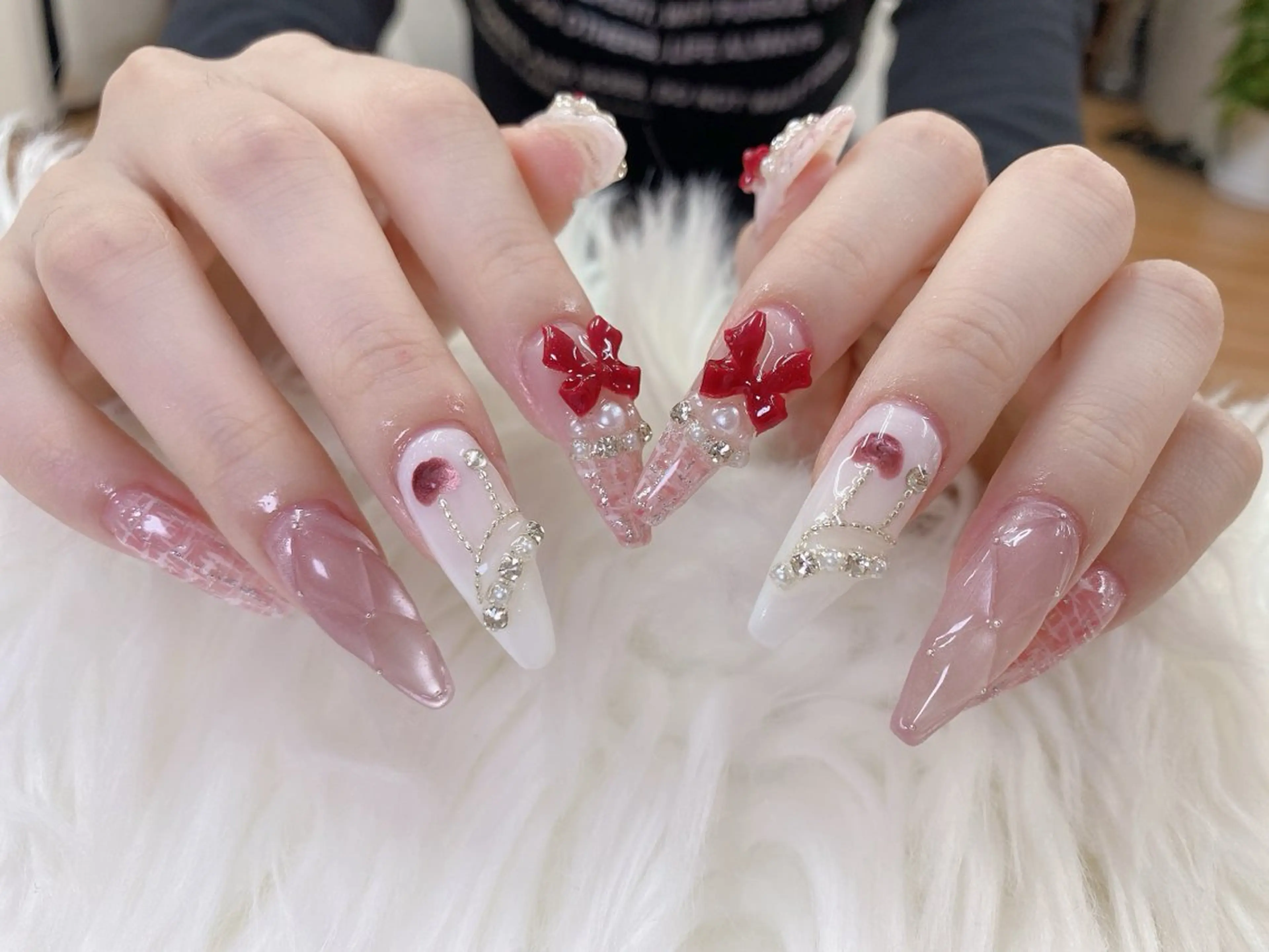 ネイル フレンチネイル グラデーション マグネットネイル ニュアンスネイル オフィスネイル ハンドネイル ハンドケア Hara Nail 【持ち込みOK】のネイルデザイン