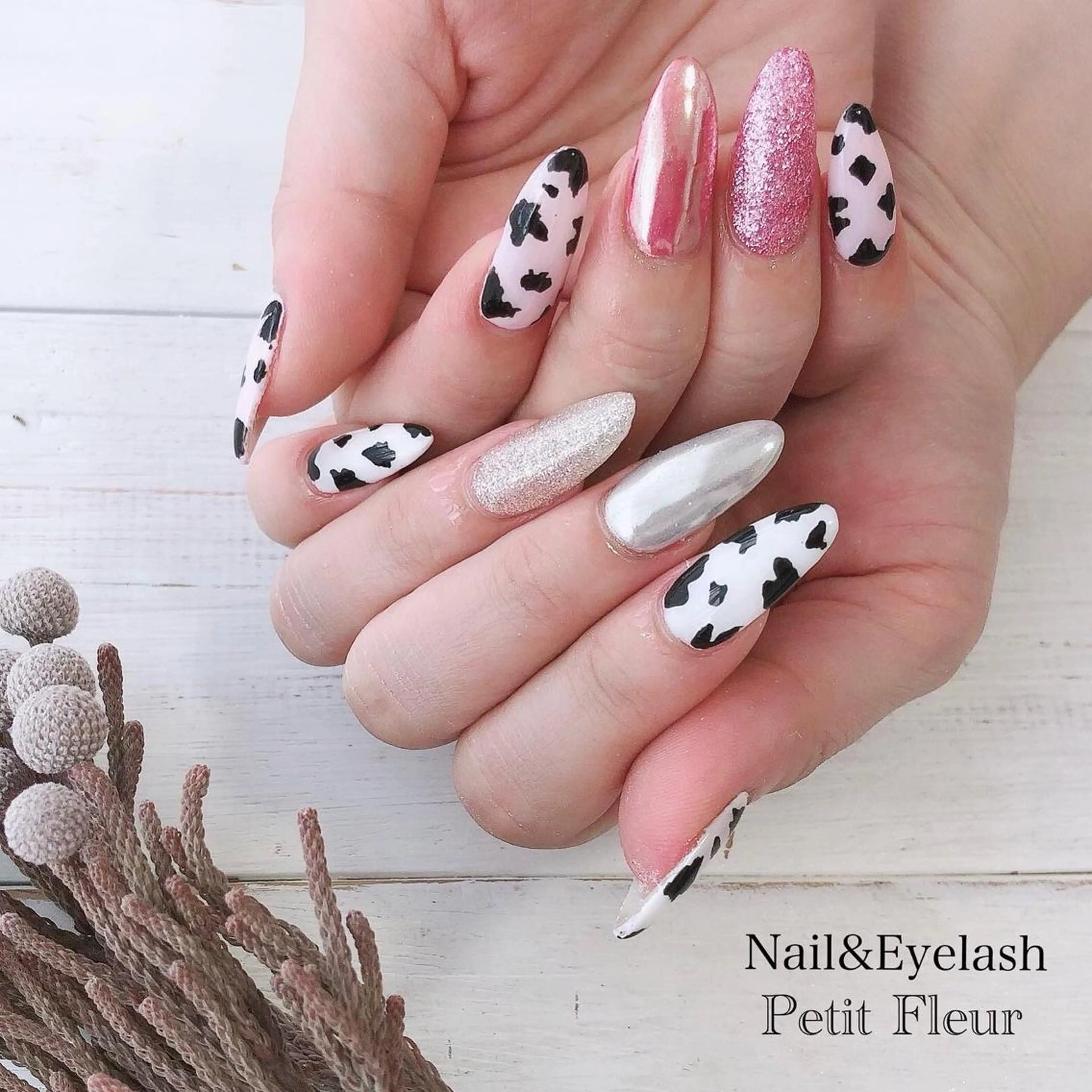 ネイル 青柳 亜梨奈のマツエク・マツパデザイン