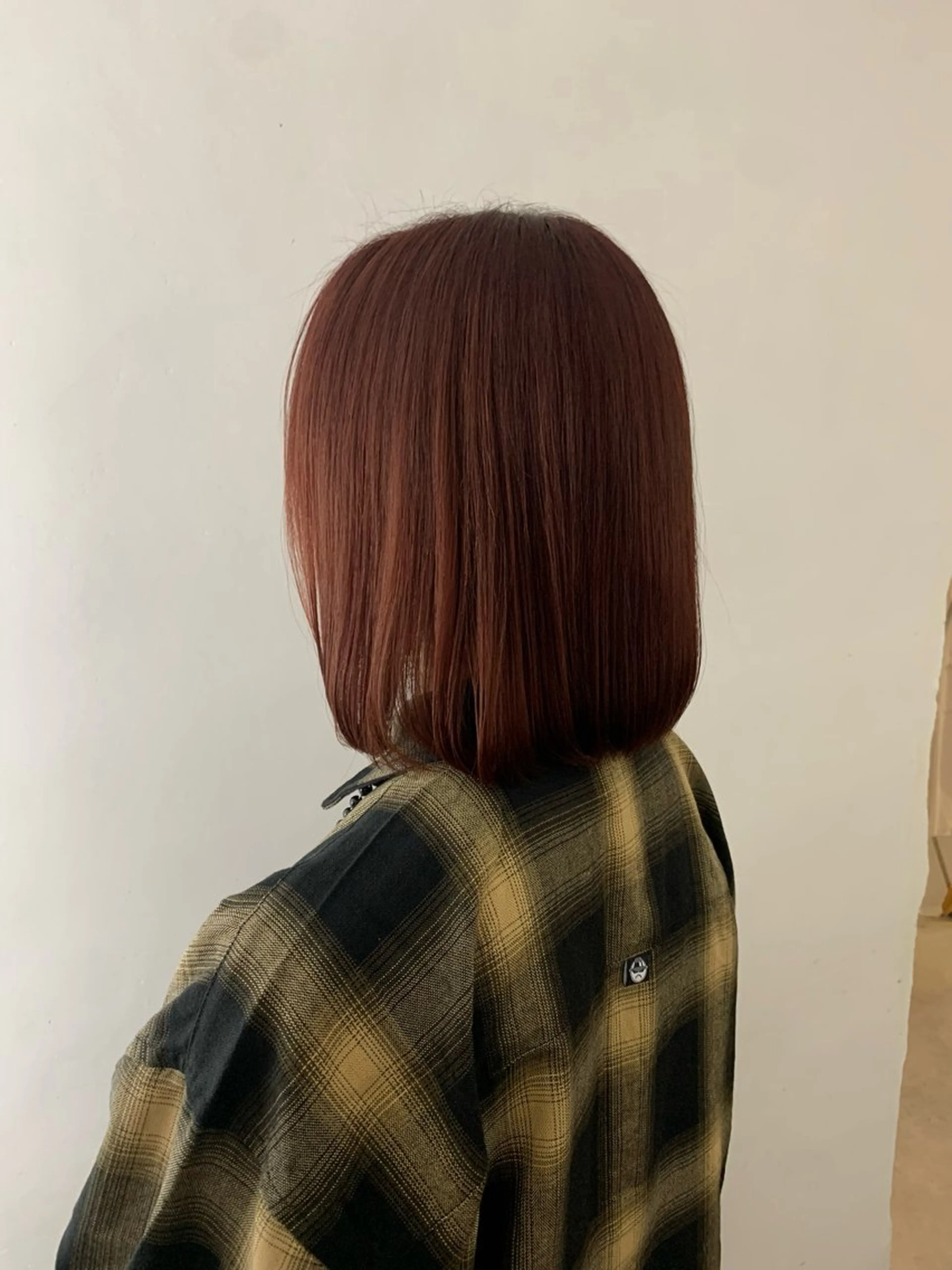 カラー ハロウ momonaのヘアスタイル