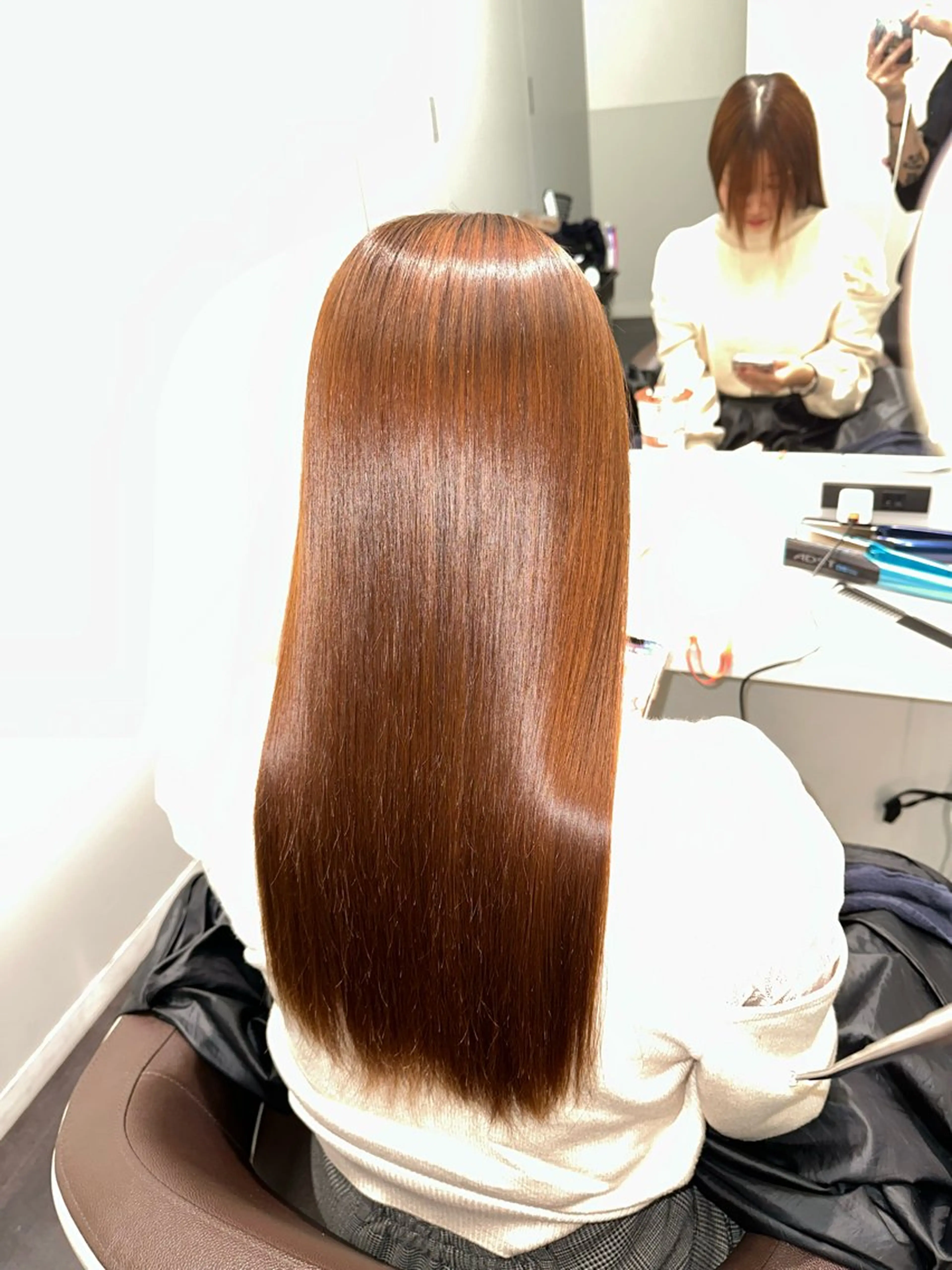 セミロング 美髪特化✨ 伊織✨縮毛矯正✨のヘアスタイル