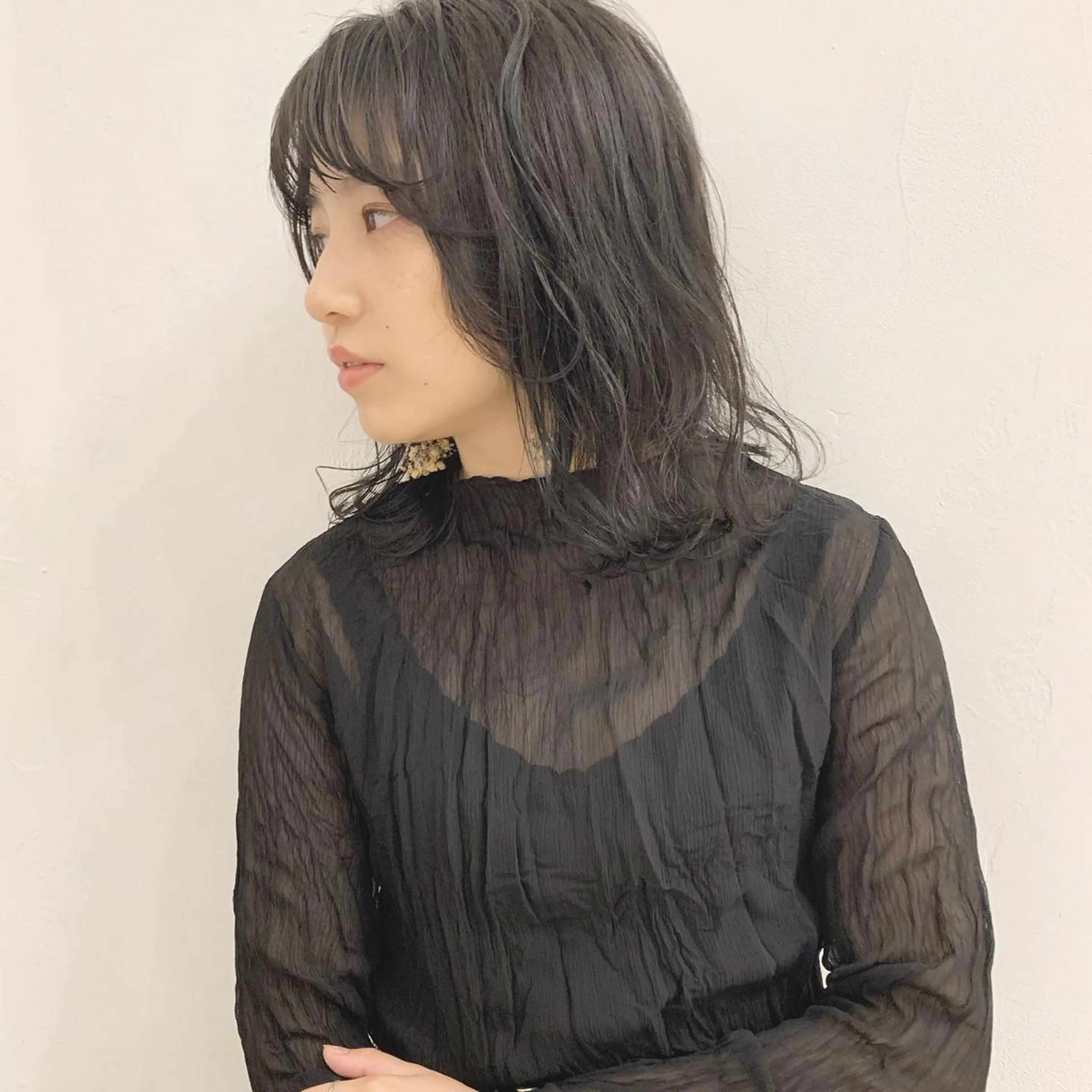 ミディアム カラー マツエク・マツパ ヘアカラー トリートメント ハイトーンボブ 前田 表参道　グレージュのヘアスタイル