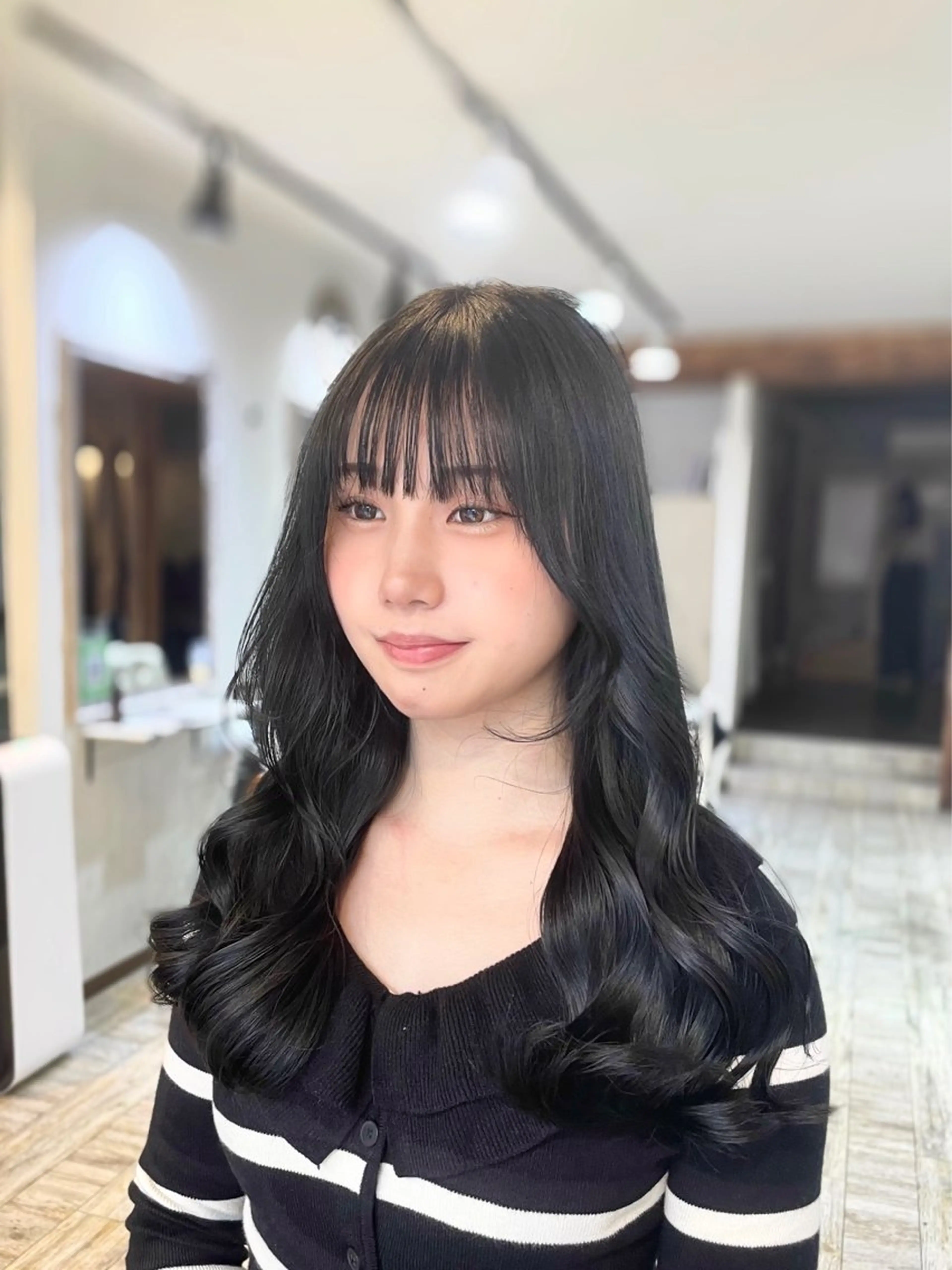 ロング カラー 髪質改善 韓国風ヘア トリートメント 雰囲気引き出す ✨大人レディのヘアスタイル