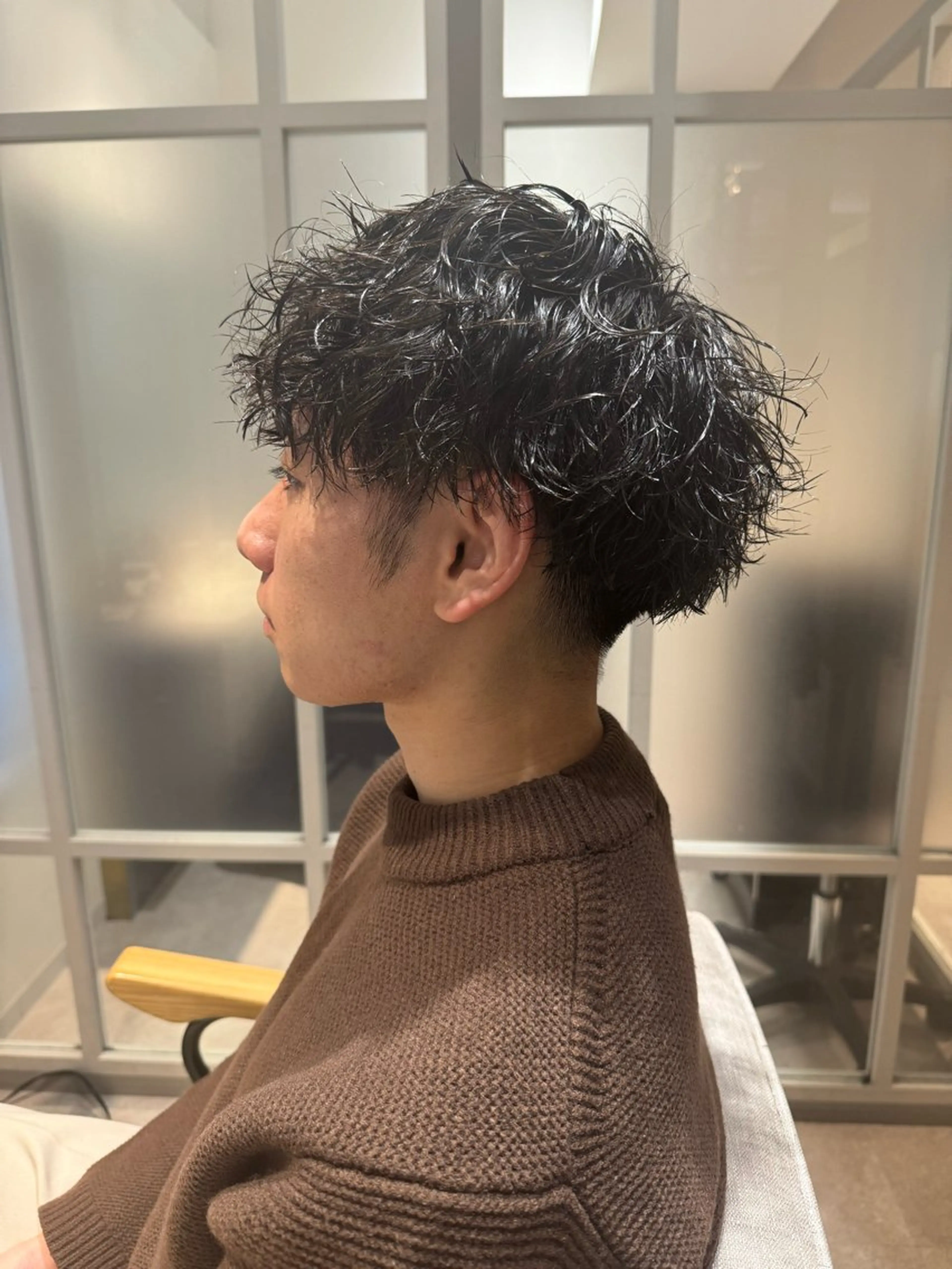 パーマ メンズ センターパート マッシュ メンズパーマ メンズショート ツイストスパイラルパーマ カット パーマ ⭕️メンズパーマ⭕️ 山口　裕太郎のヘアスタイル