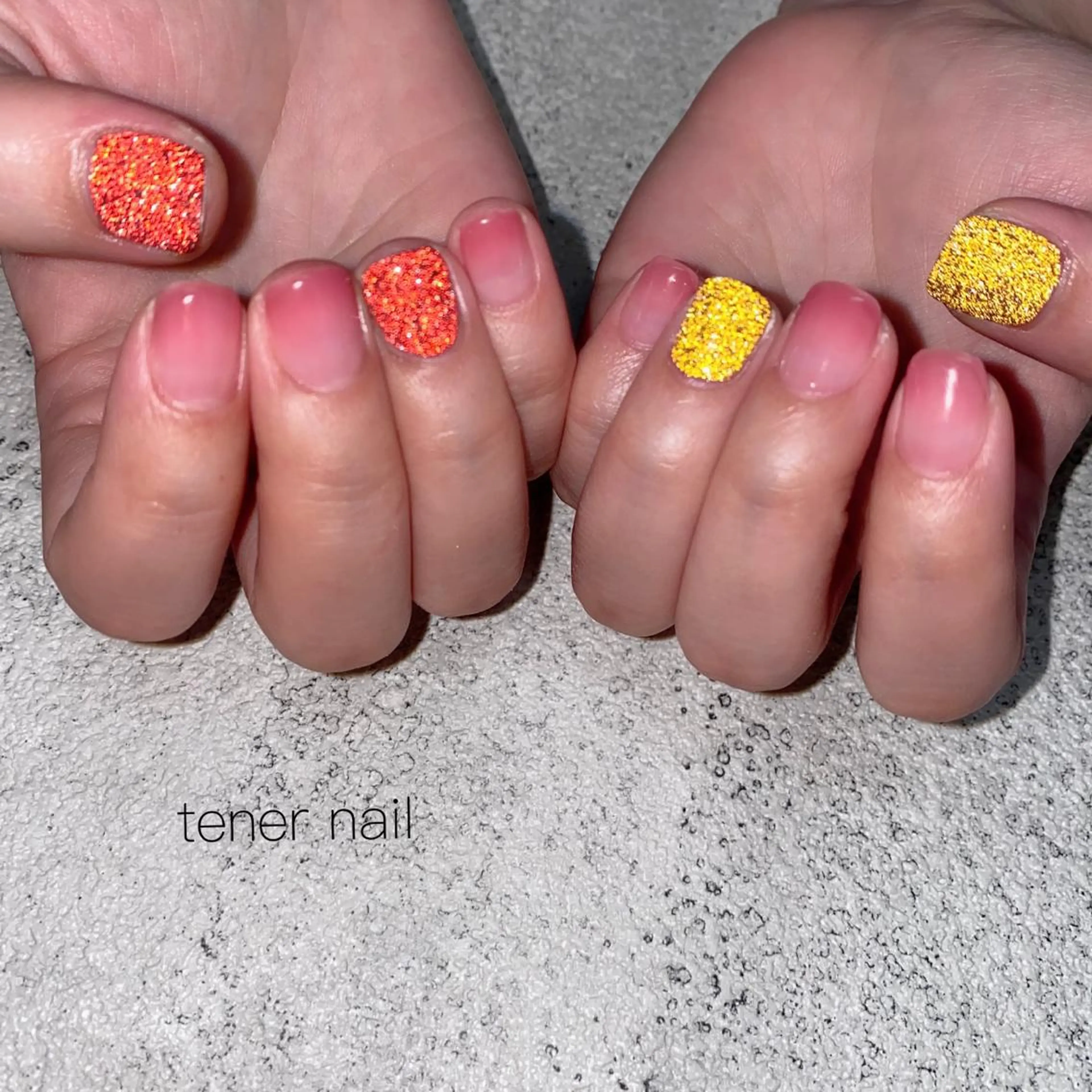 ネイル フラッシュネイル グラデーション ラメ(グリッター) テネルネイル tener nailのネイルデザイン
