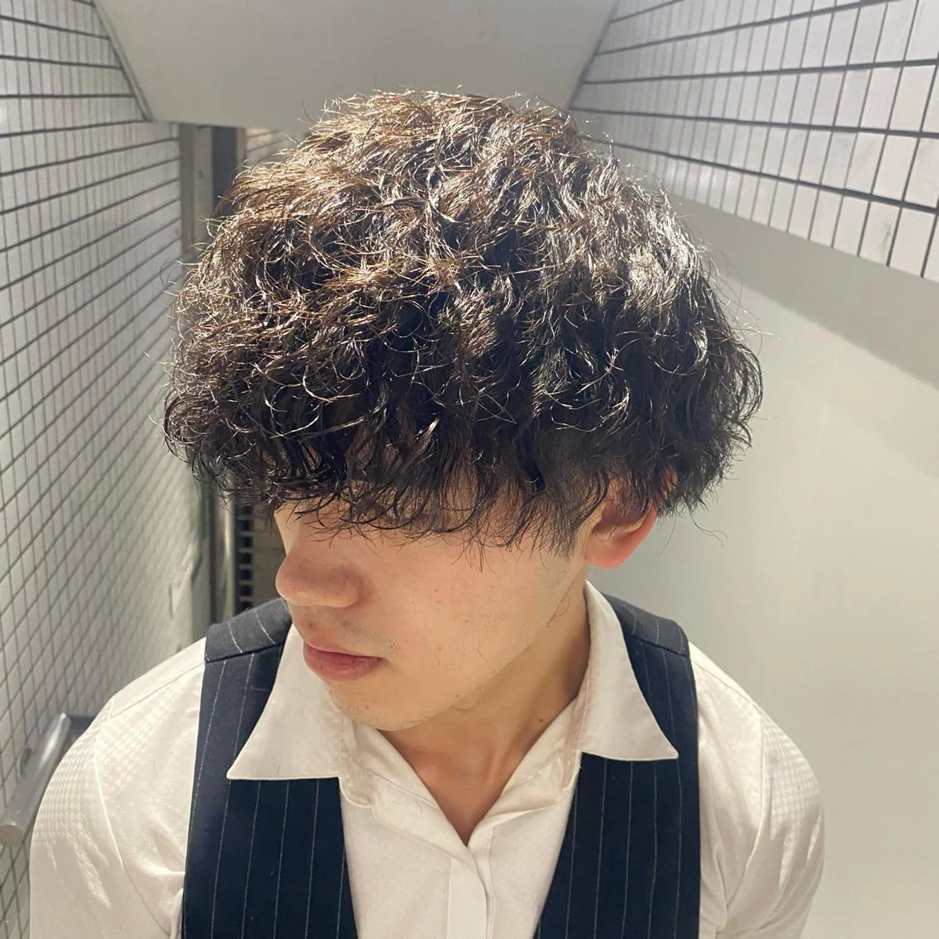 ミディアム パーマ メンズ 浅見 天翔のヘアスタイル