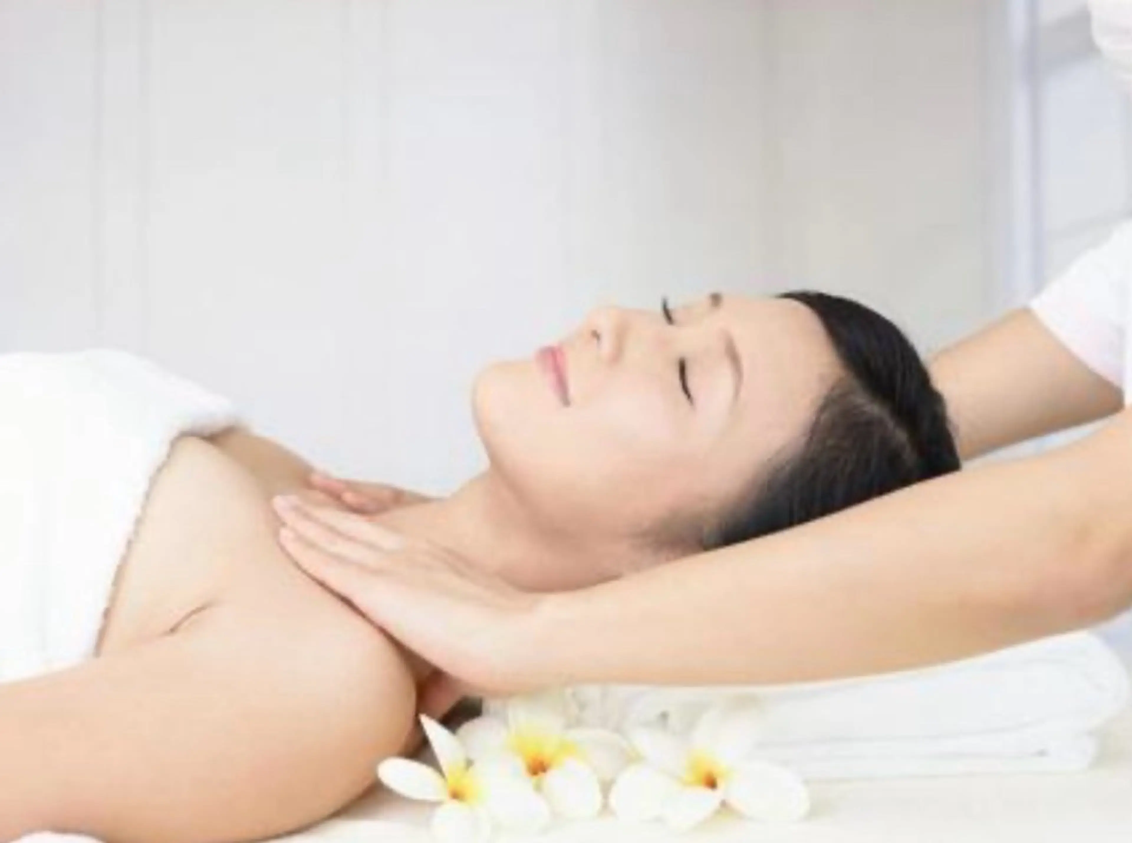 ​〜​疲労改善​〜​全身アロマリンパマッサージ60分の写真