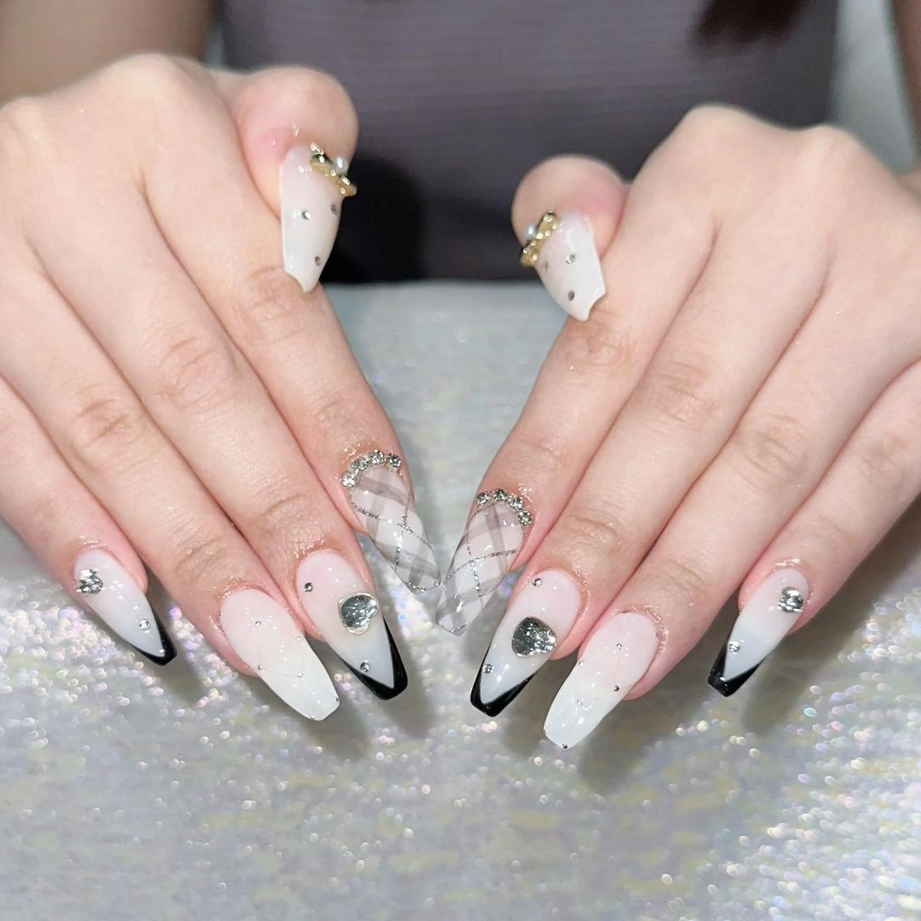 ネイル ハンドネイル Queens みなみのネイルデザイン