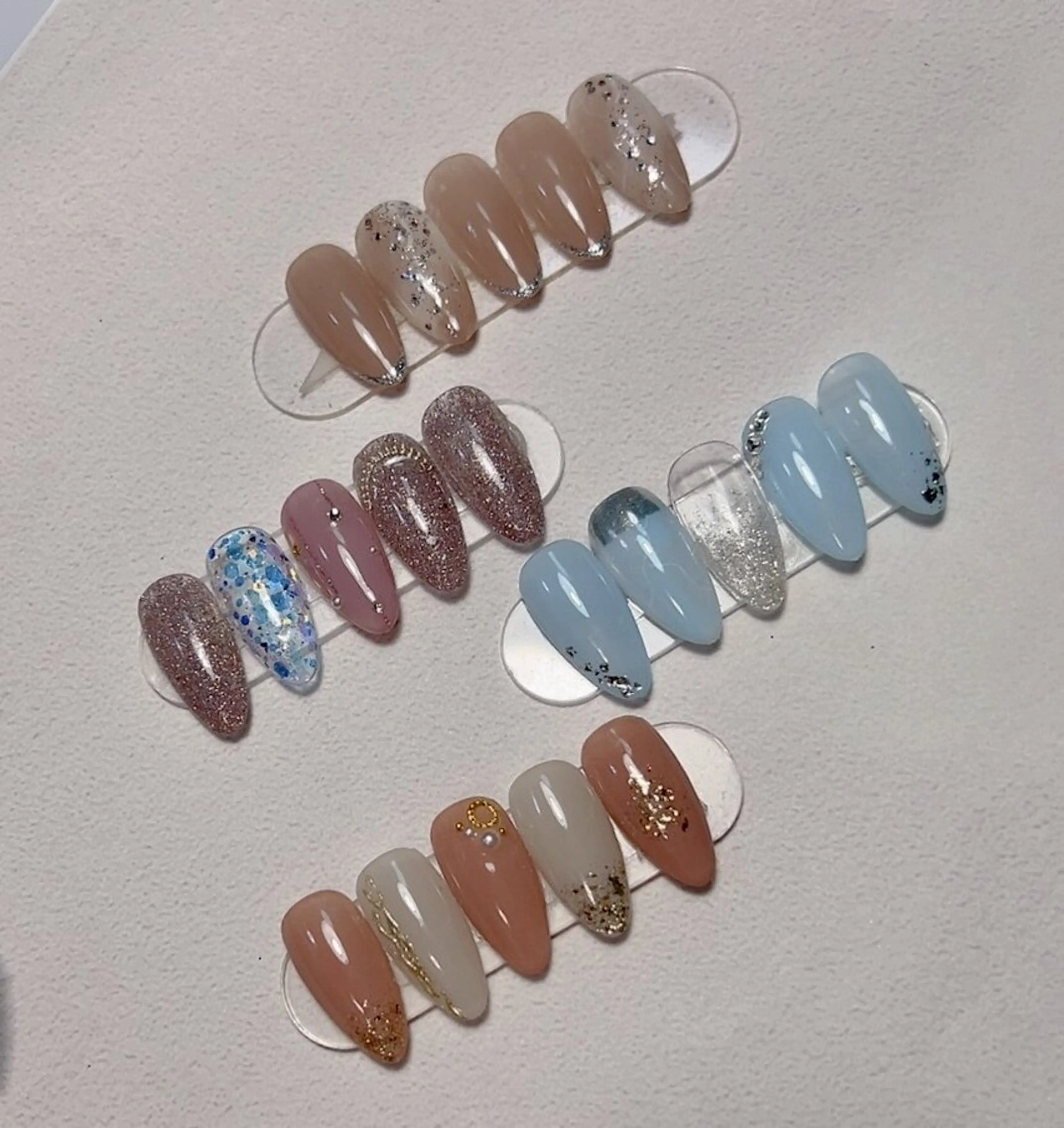 定額コースA 【長さだしオフ+1500/アクリルオフ+2000/チップ再利用＋1000円】の写真