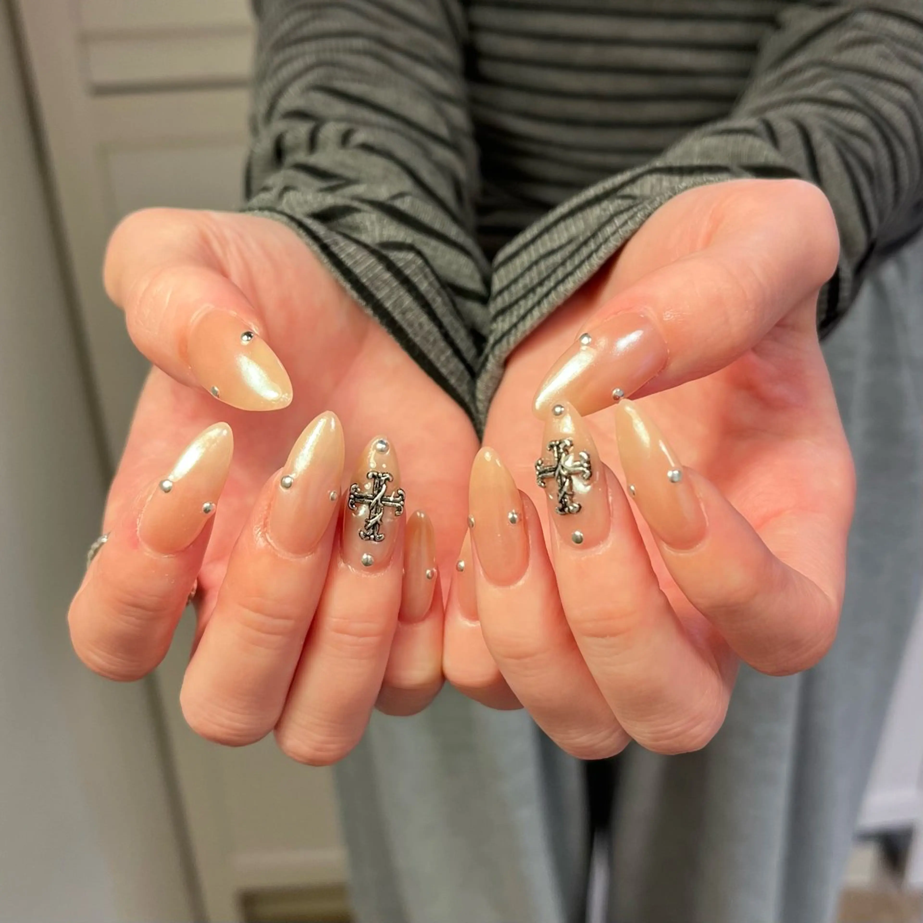 ネイル ハンドネイル フットネイル neroria nailのネイルデザイン