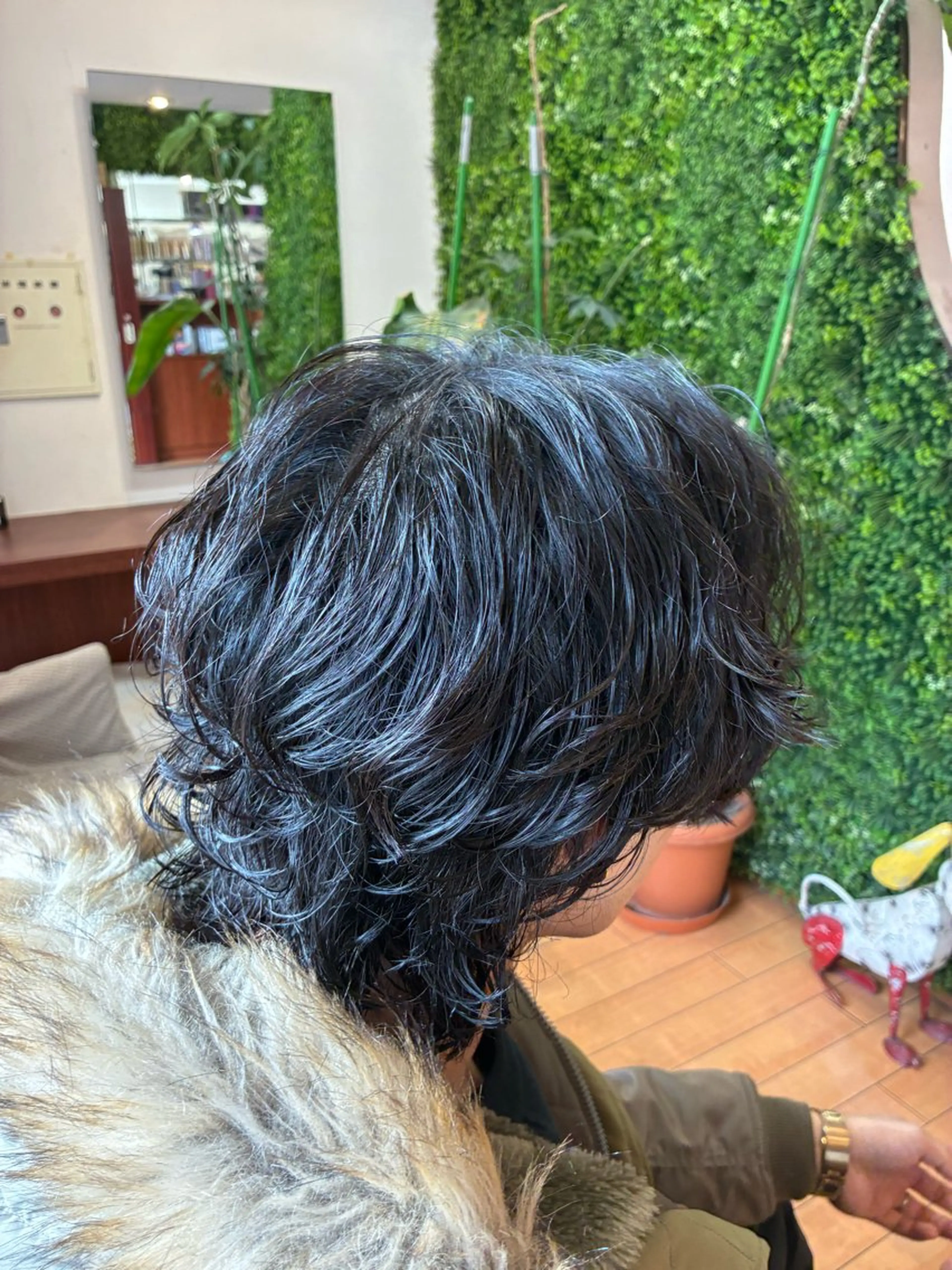 ミディアム パーマ ルキ🌈ブリーチカラ ー&メンズパーマ🦄のヘアスタイル