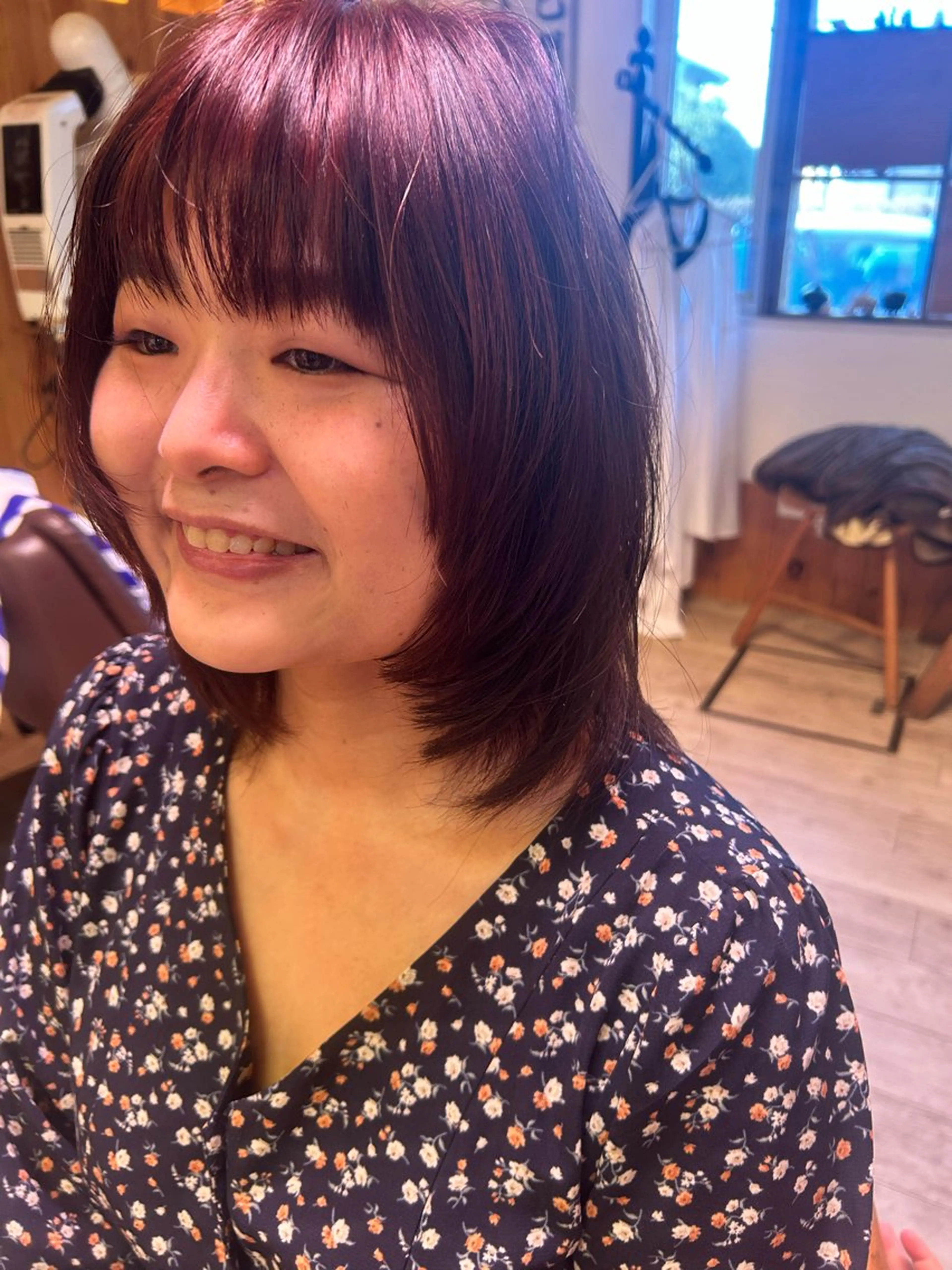 ミディアム カラー 若松 絵美のヘアスタイル