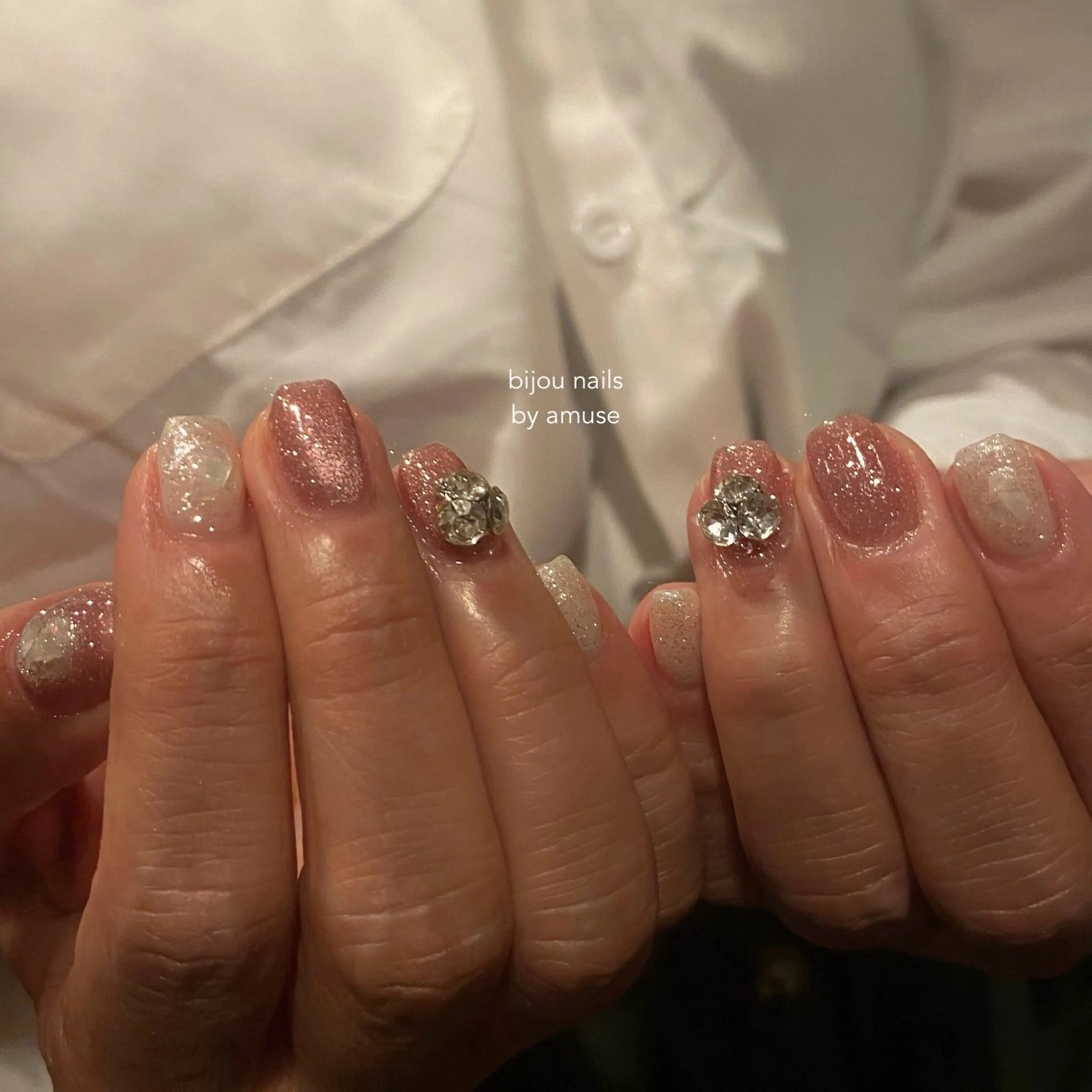 ネイル フラッシュネイル ラメ(グリッター) マグネットネイル ストーンネイル amuse ニュアンス/個性派のネイルデザイン