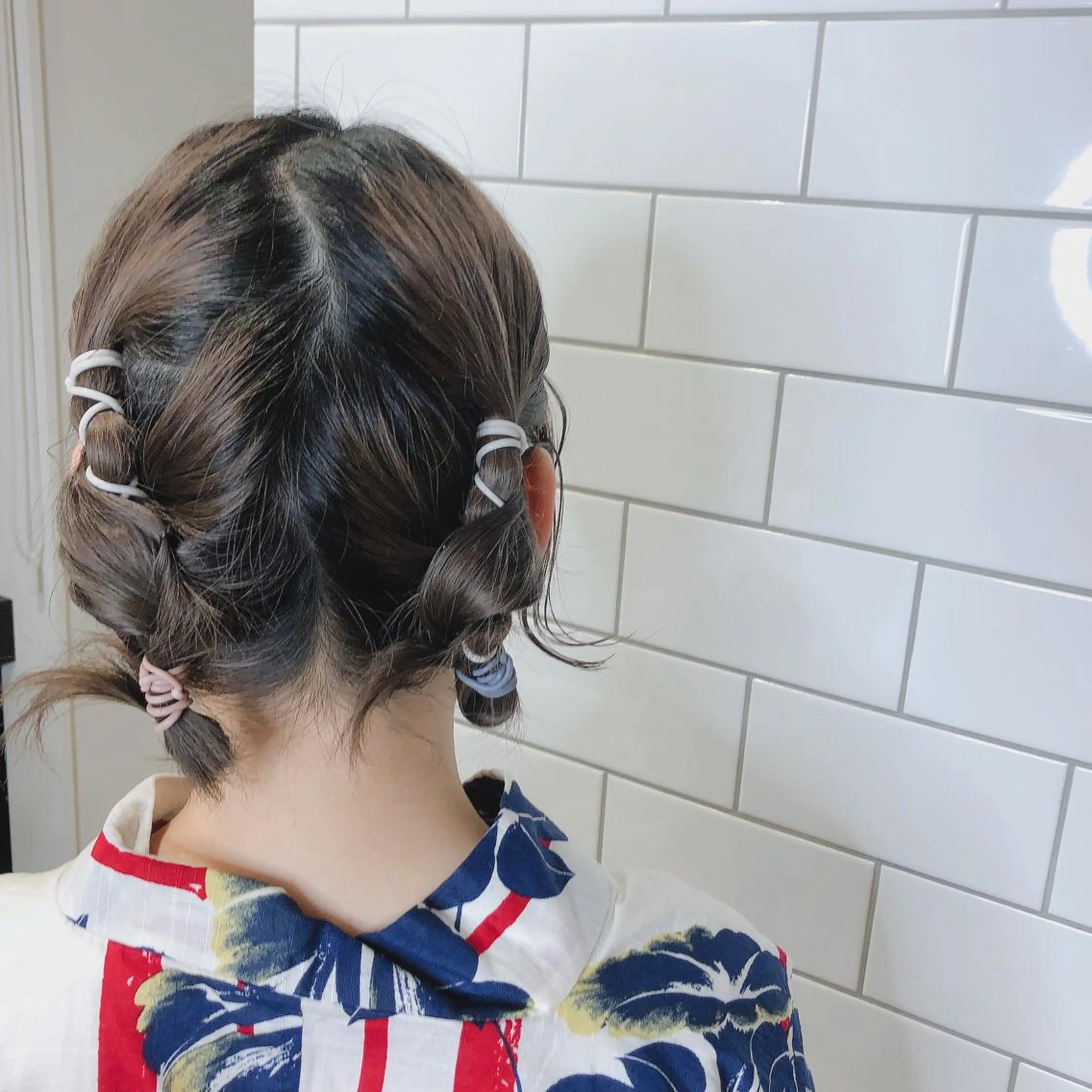 ミディアム カラー パーマ ヘアアレンジ メンズ キッズ ネイル マツエク・マツパ 子どものヘアアレンジ 🫧垢抜けヘア🫧 SHIORIのヘアスタイル