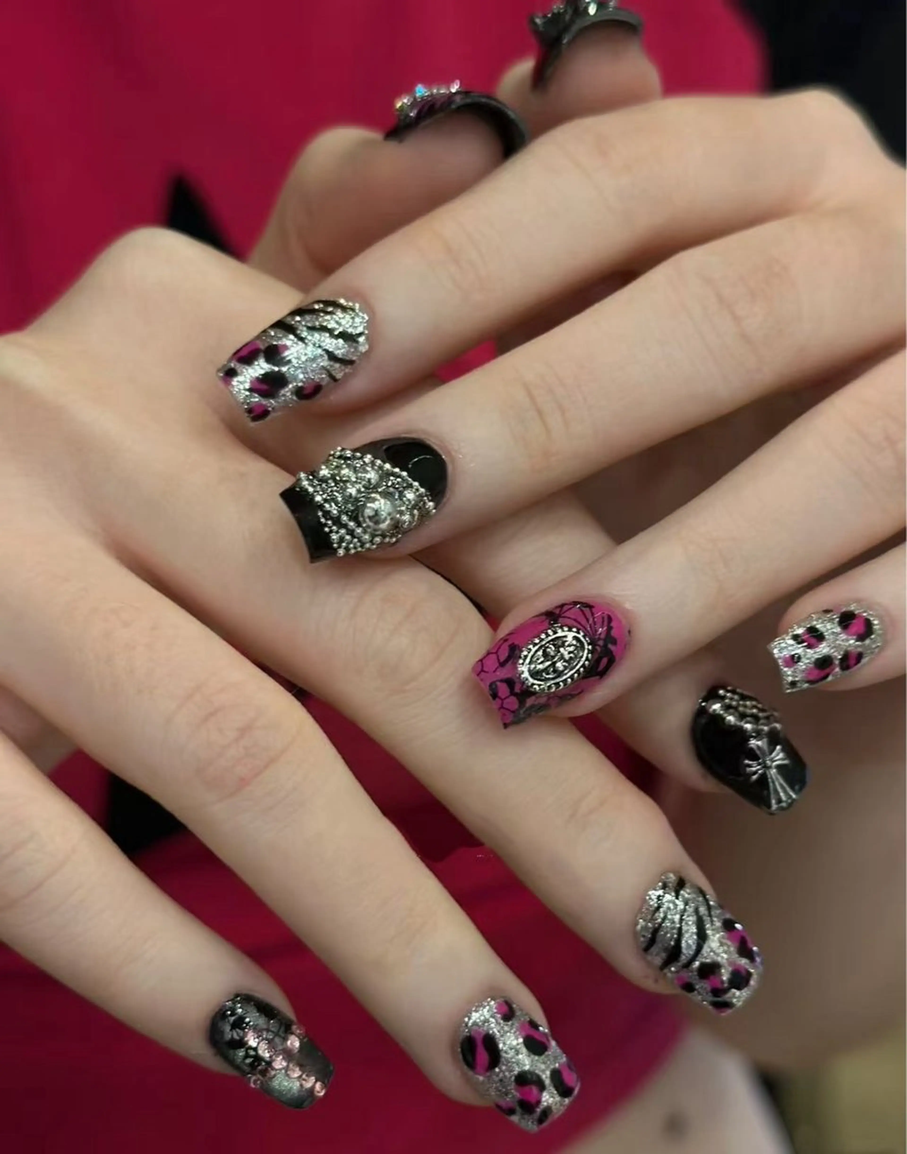 ネイル オーロラネイル フラワーネイル フットネイル フレンチネイル ジェルネイル ハンドネイル BabyYouMi nailのネイルデザイン