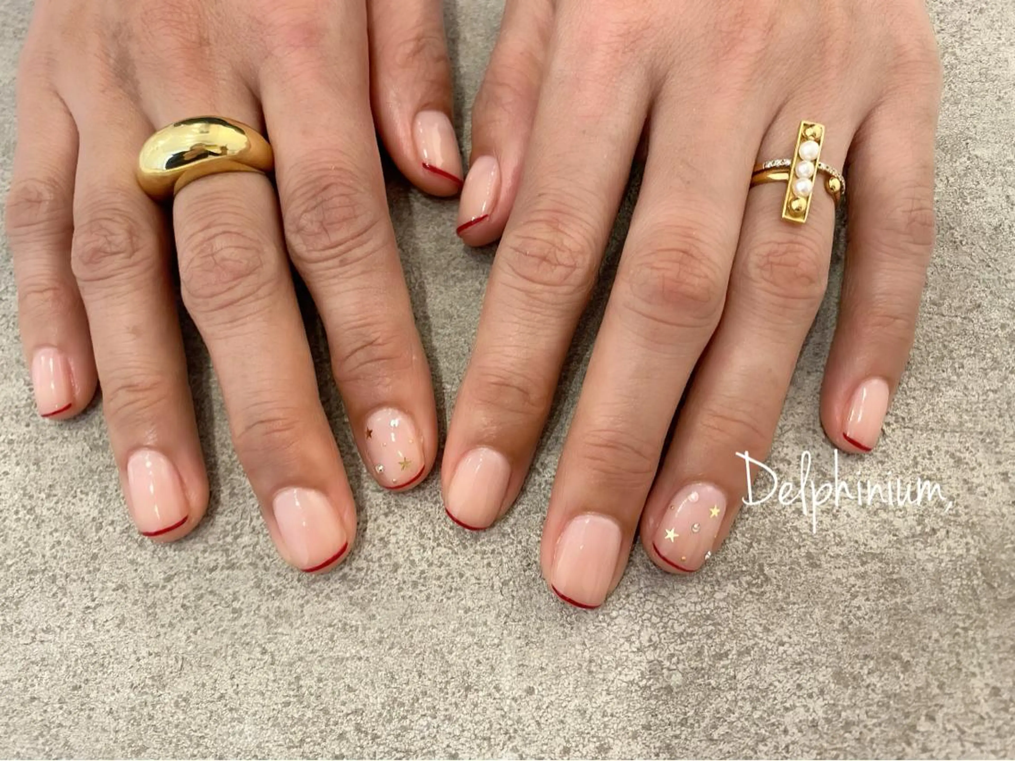 ネイル フレンチネイル ストーンネイル ハンドネイル 岡本 友恵のネイルデザイン