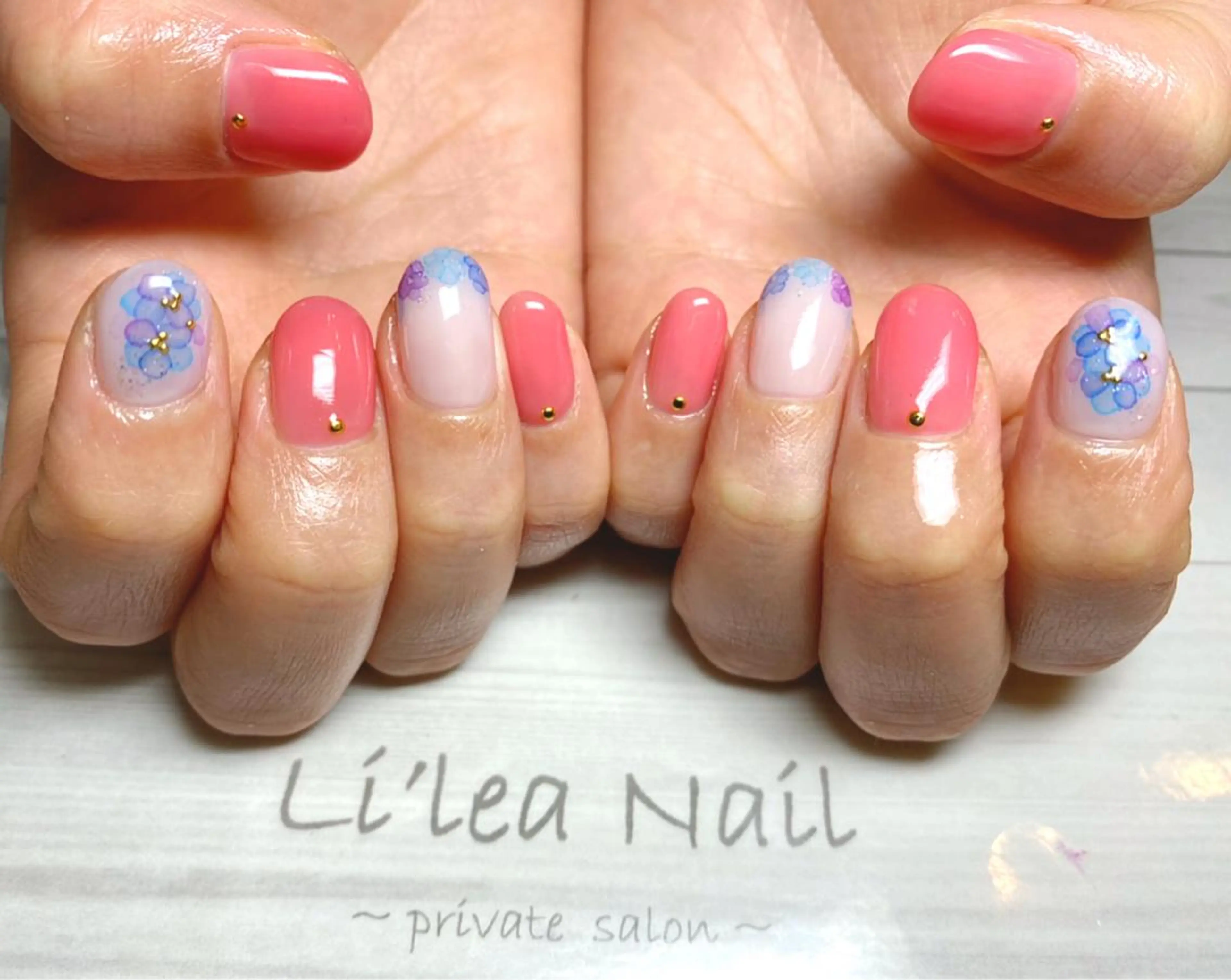 ネイル Li'leaNail AINAのネイルデザイン