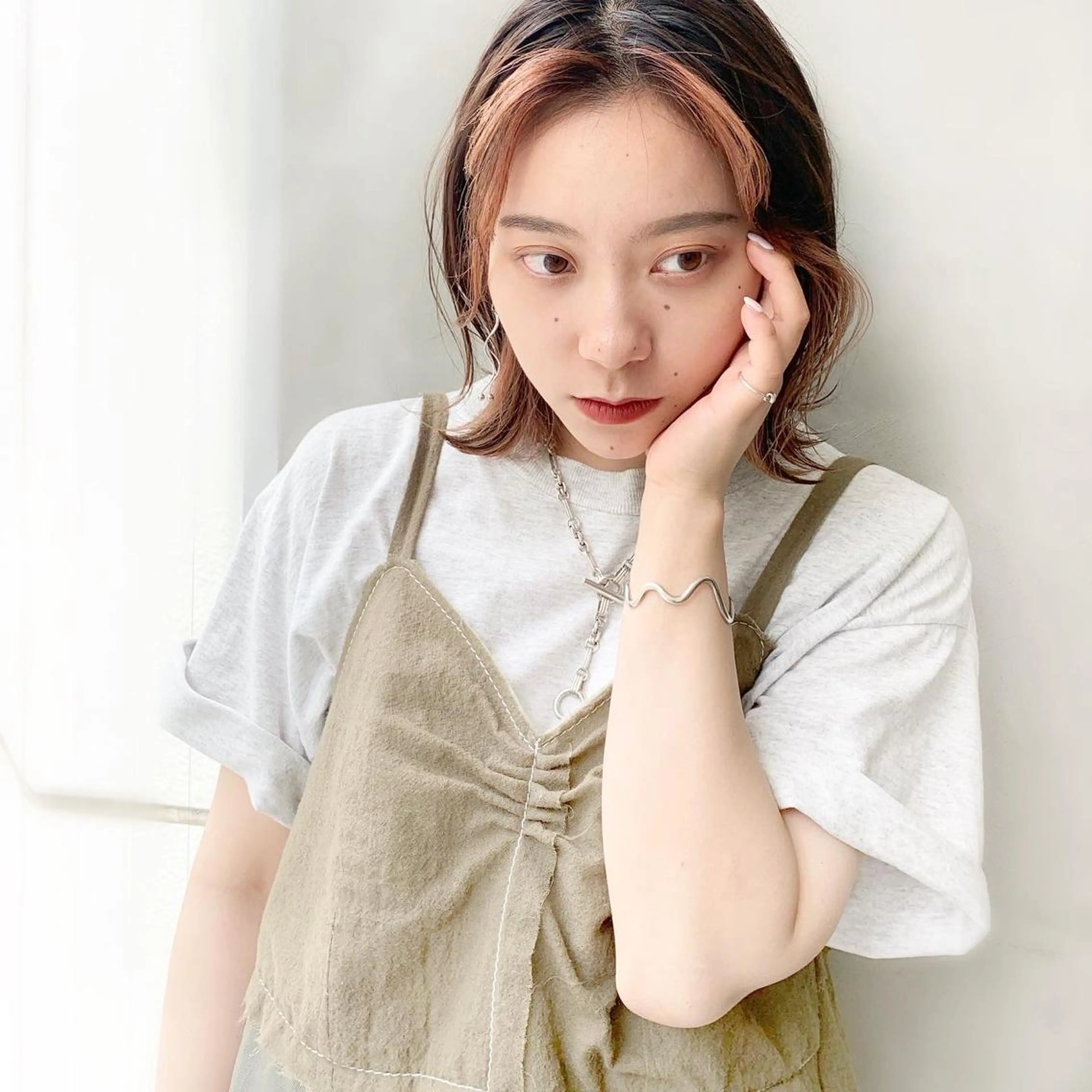 カラー ブリーチ インナーカラー ピンクカラー ヘッドスパ (女性限定)🍋モエのヘアスタイル