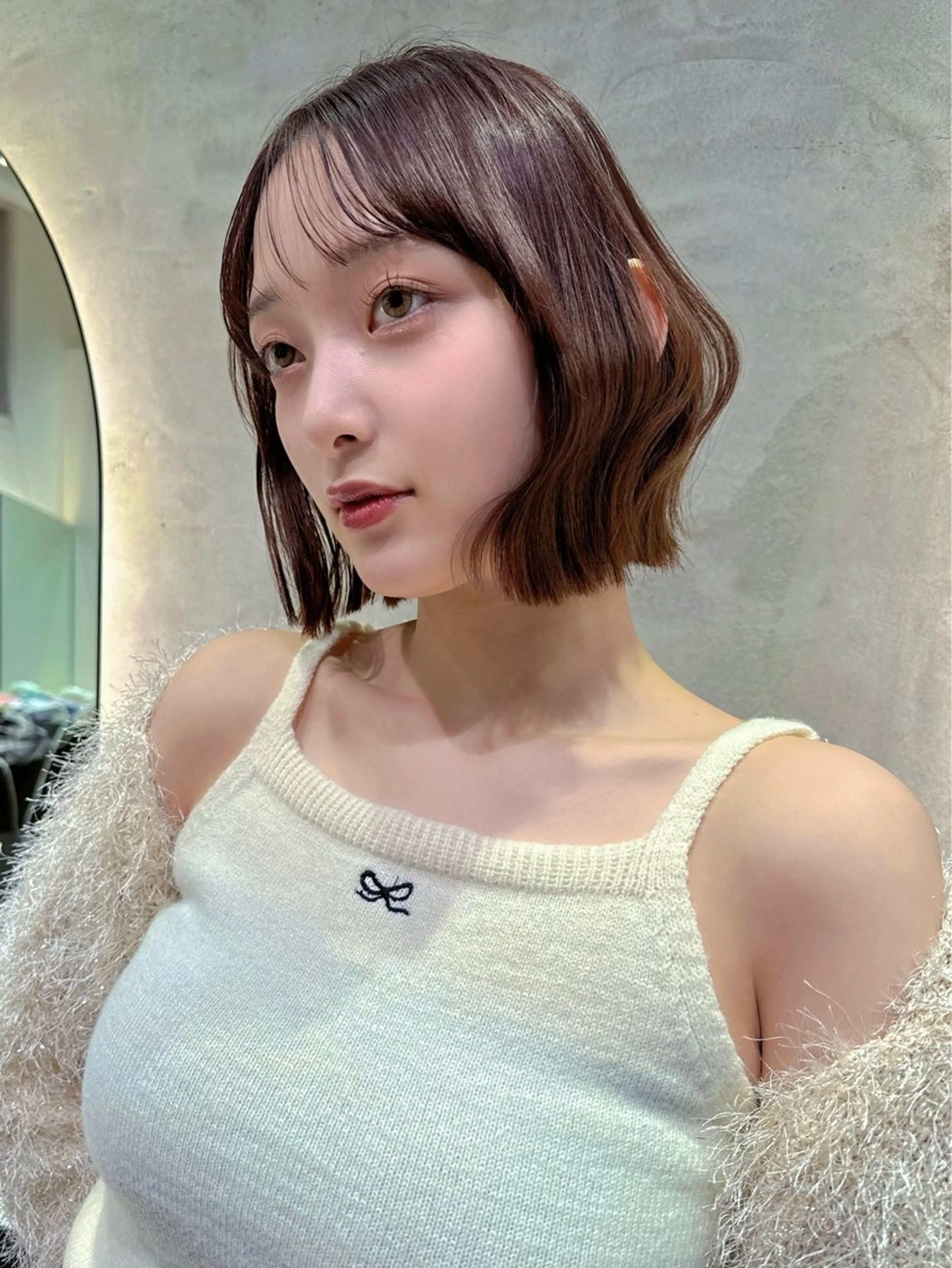 ショート ボブ くびれヘア カット ヘアカラー トリートメント 本田 奈穂美のヘアスタイル