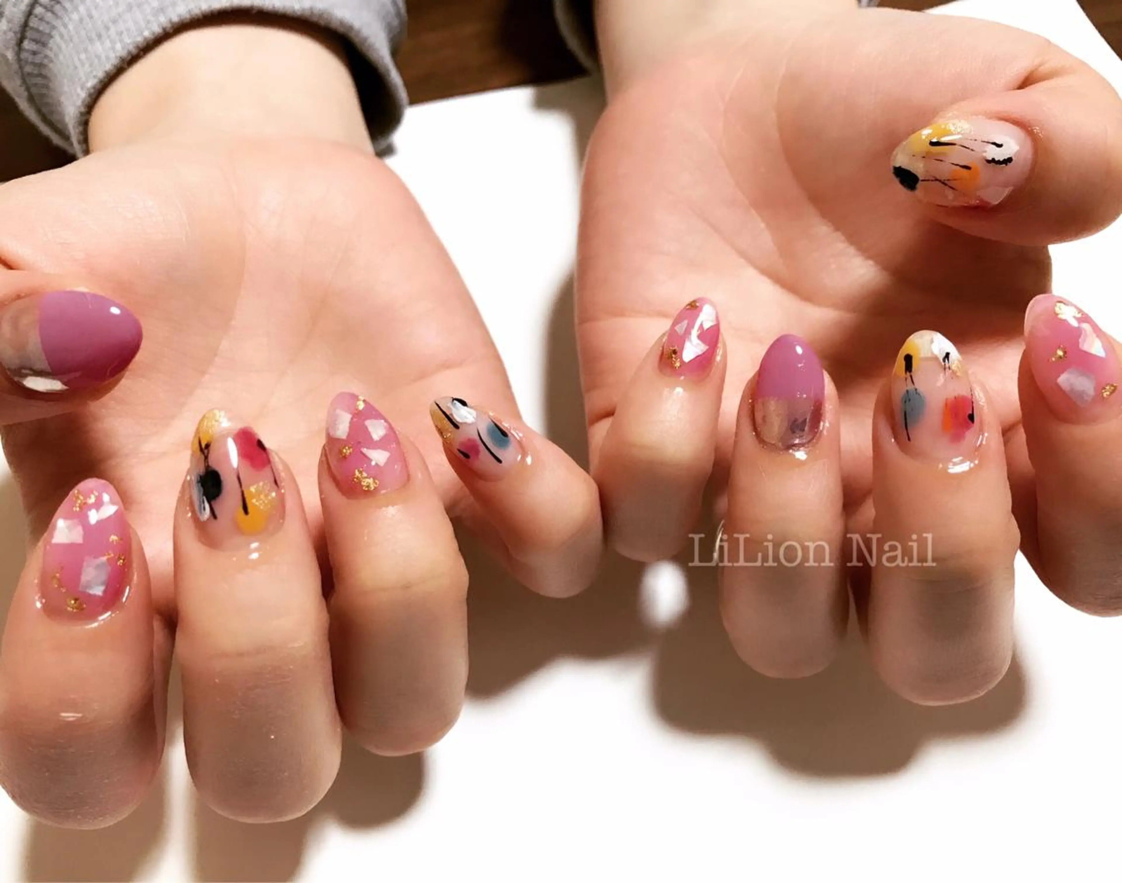 ネイル LiLion Nailのネイルデザイン