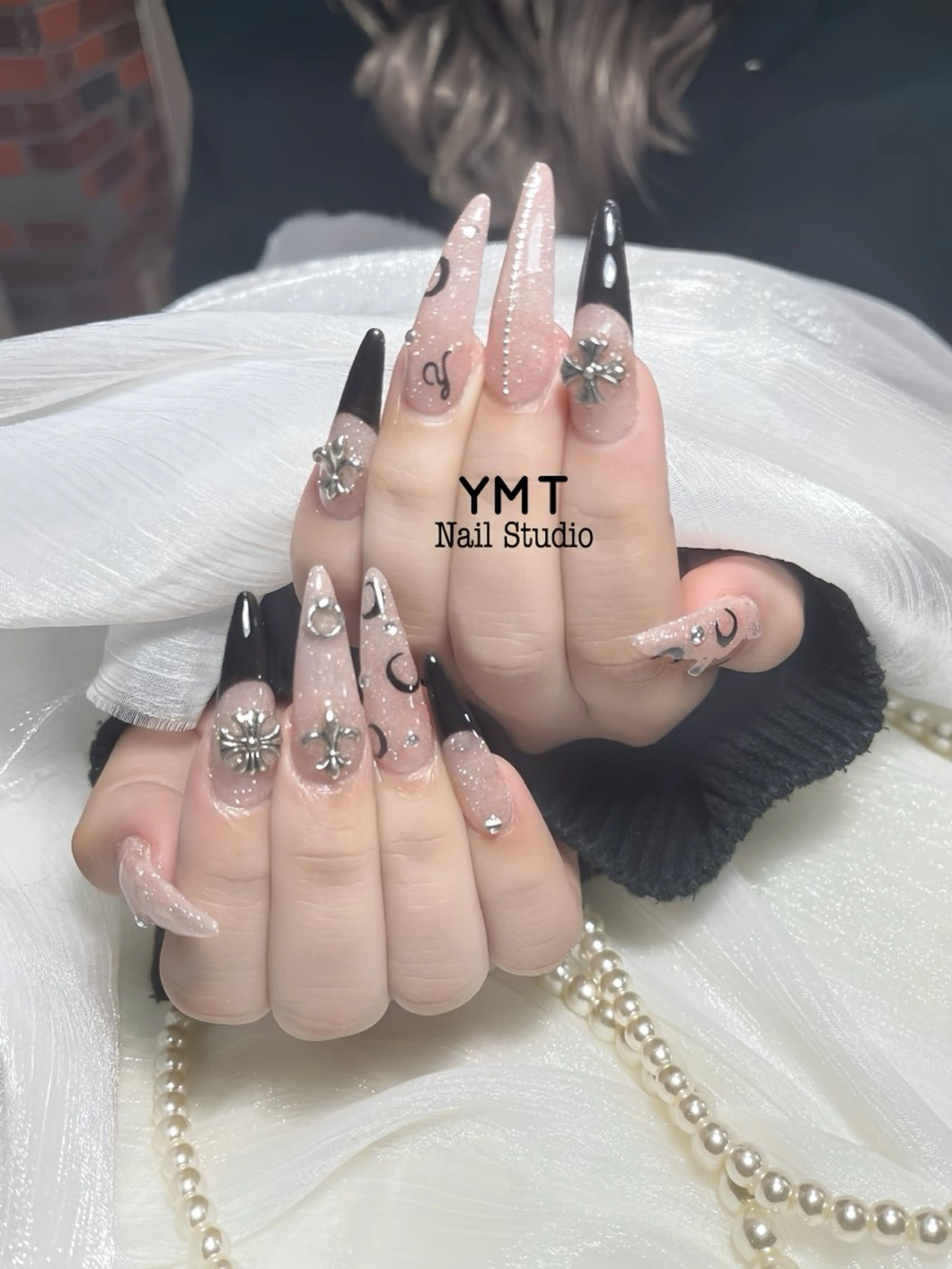 ネイル 長さ出し フットネイル ジェルネイル 韓国ネイル マグネットネイル ハンドネイル YMT NailStudioのネイルデザイン